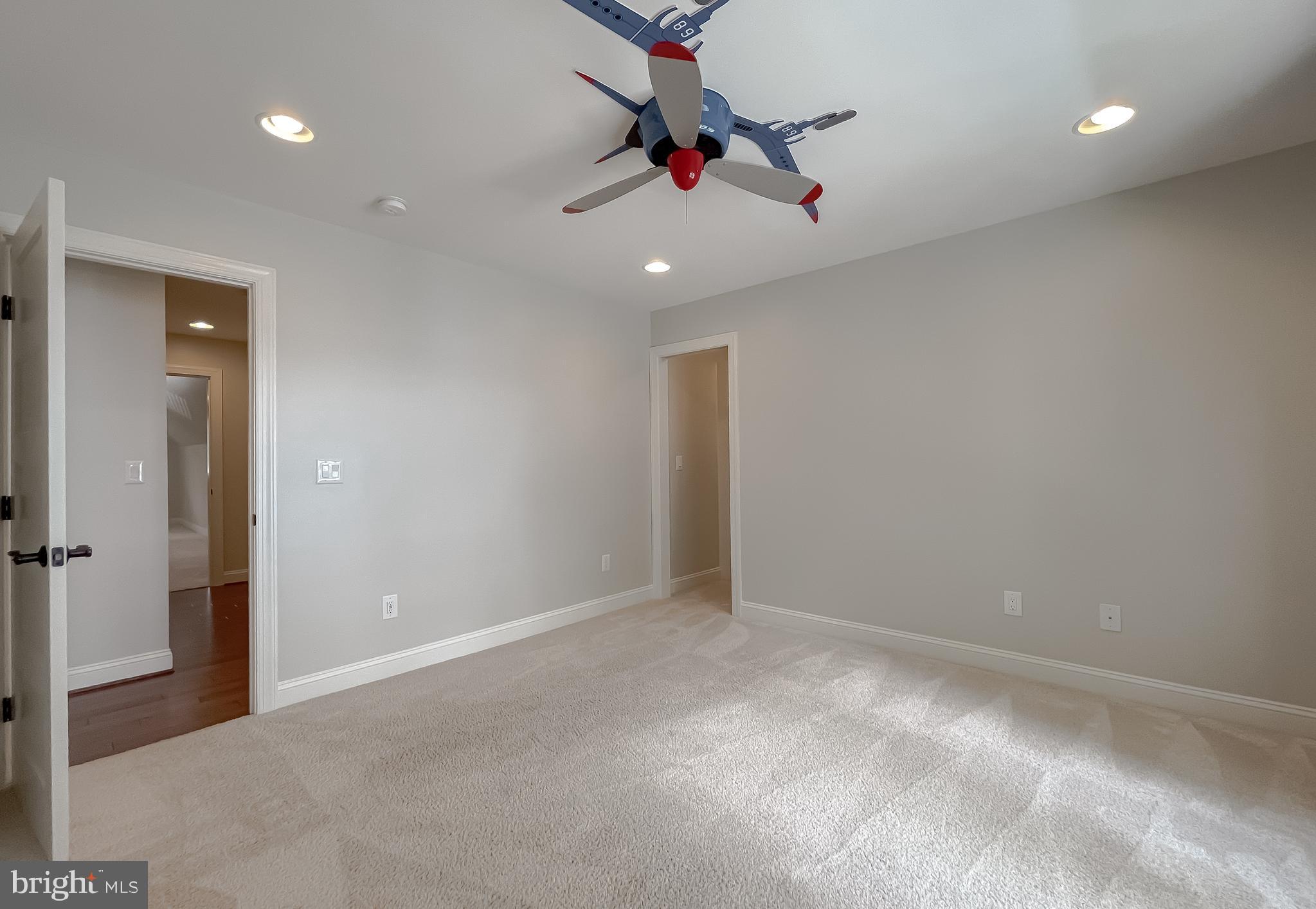 HALF PONE POINT - Residential