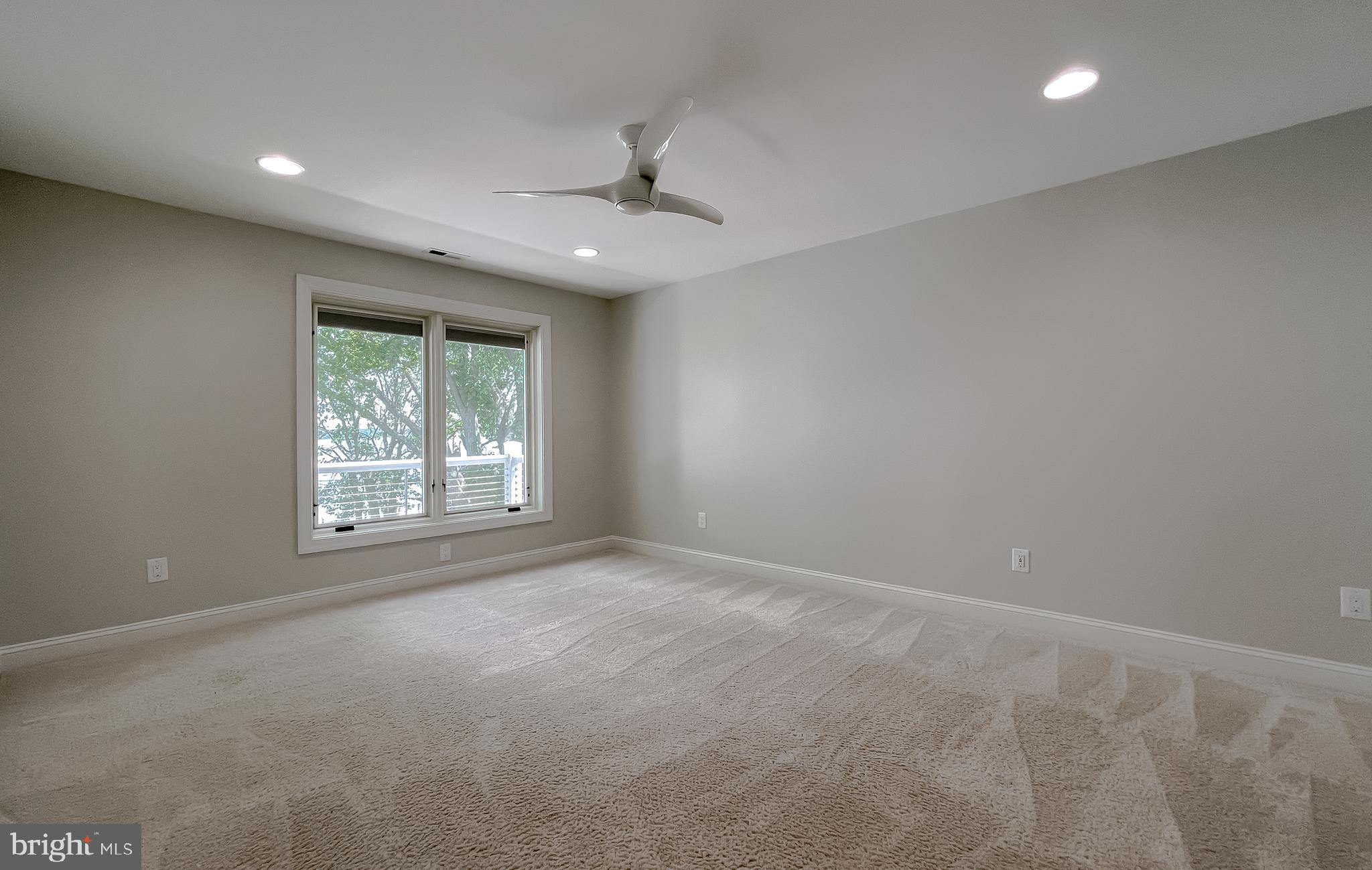 HALF PONE POINT - Residential