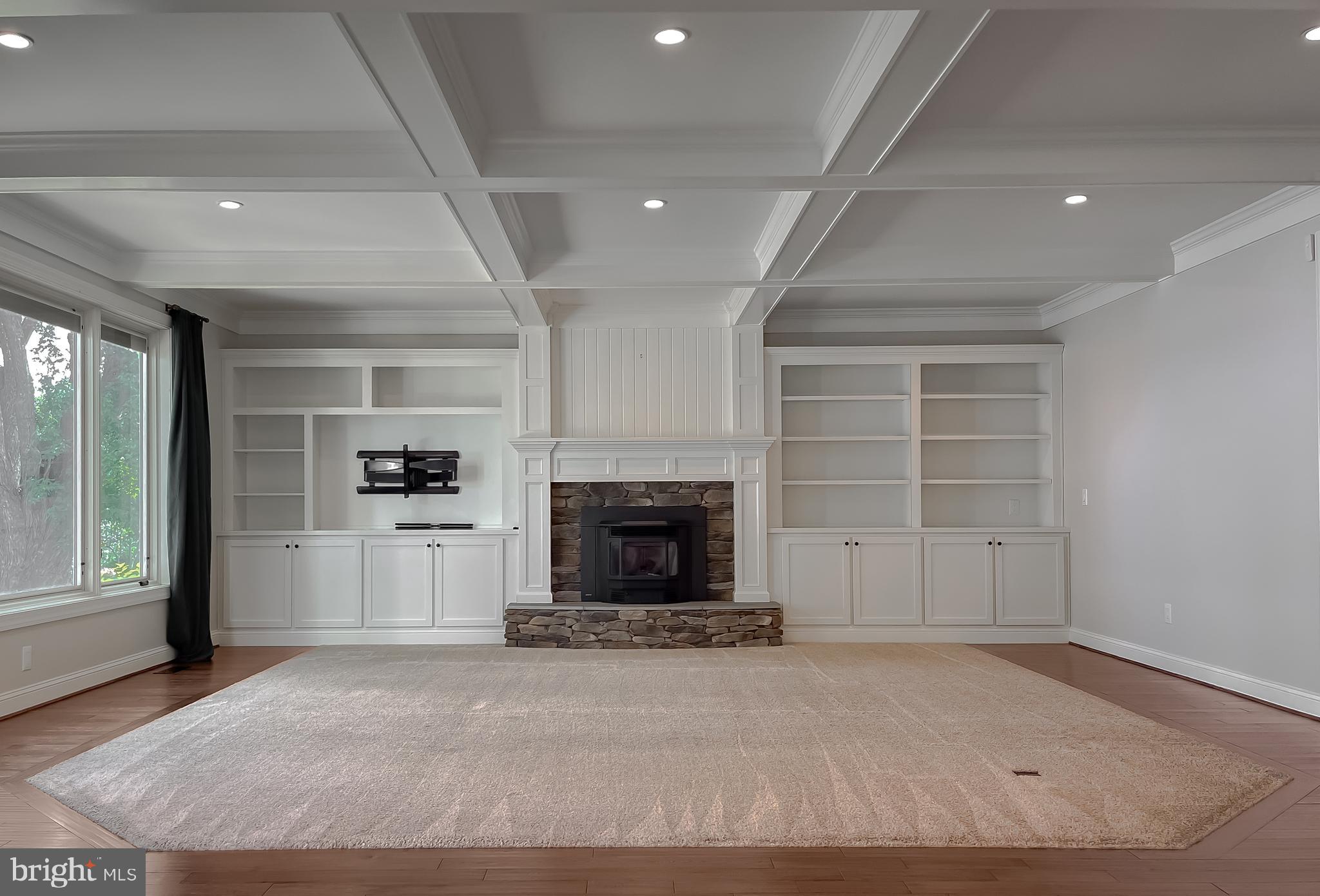 HALF PONE POINT - Residential