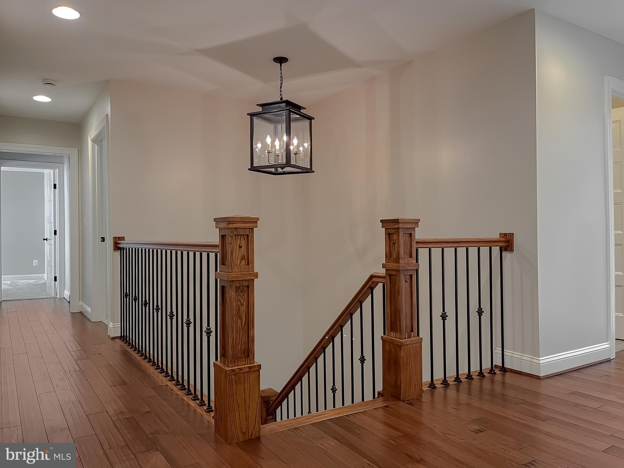 HALF PONE POINT - Residential