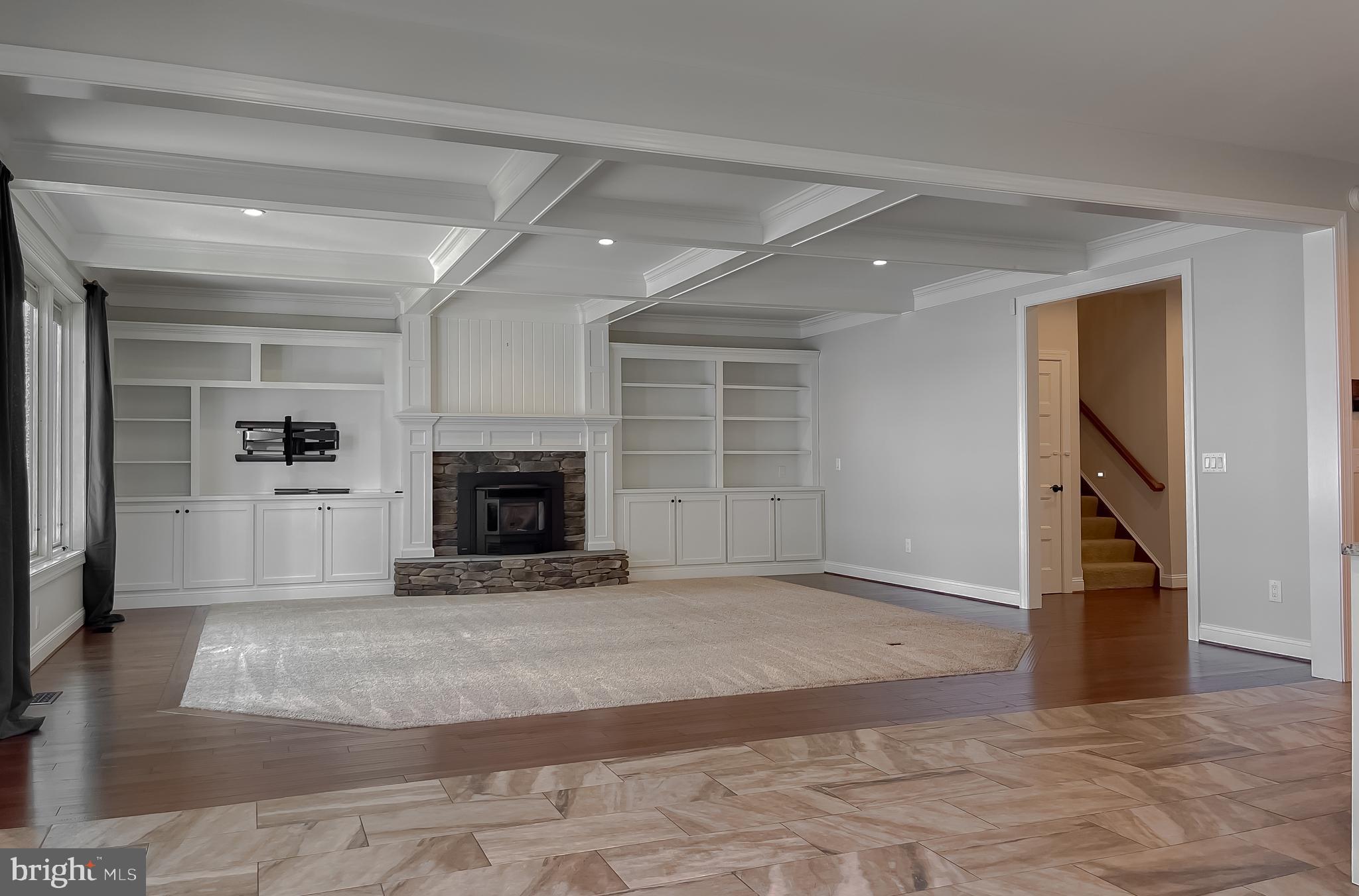 HALF PONE POINT - Residential