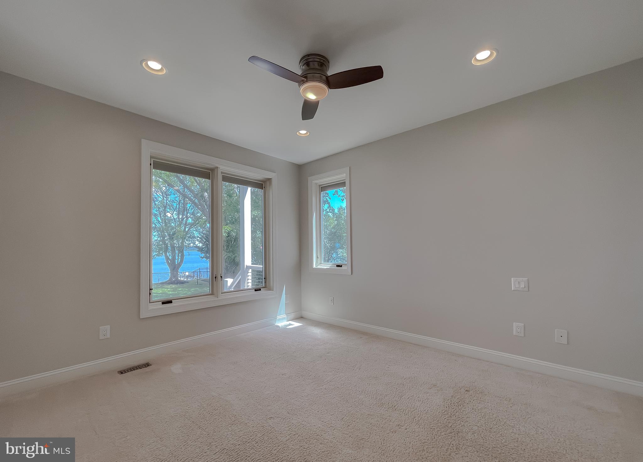 HALF PONE POINT - Residential