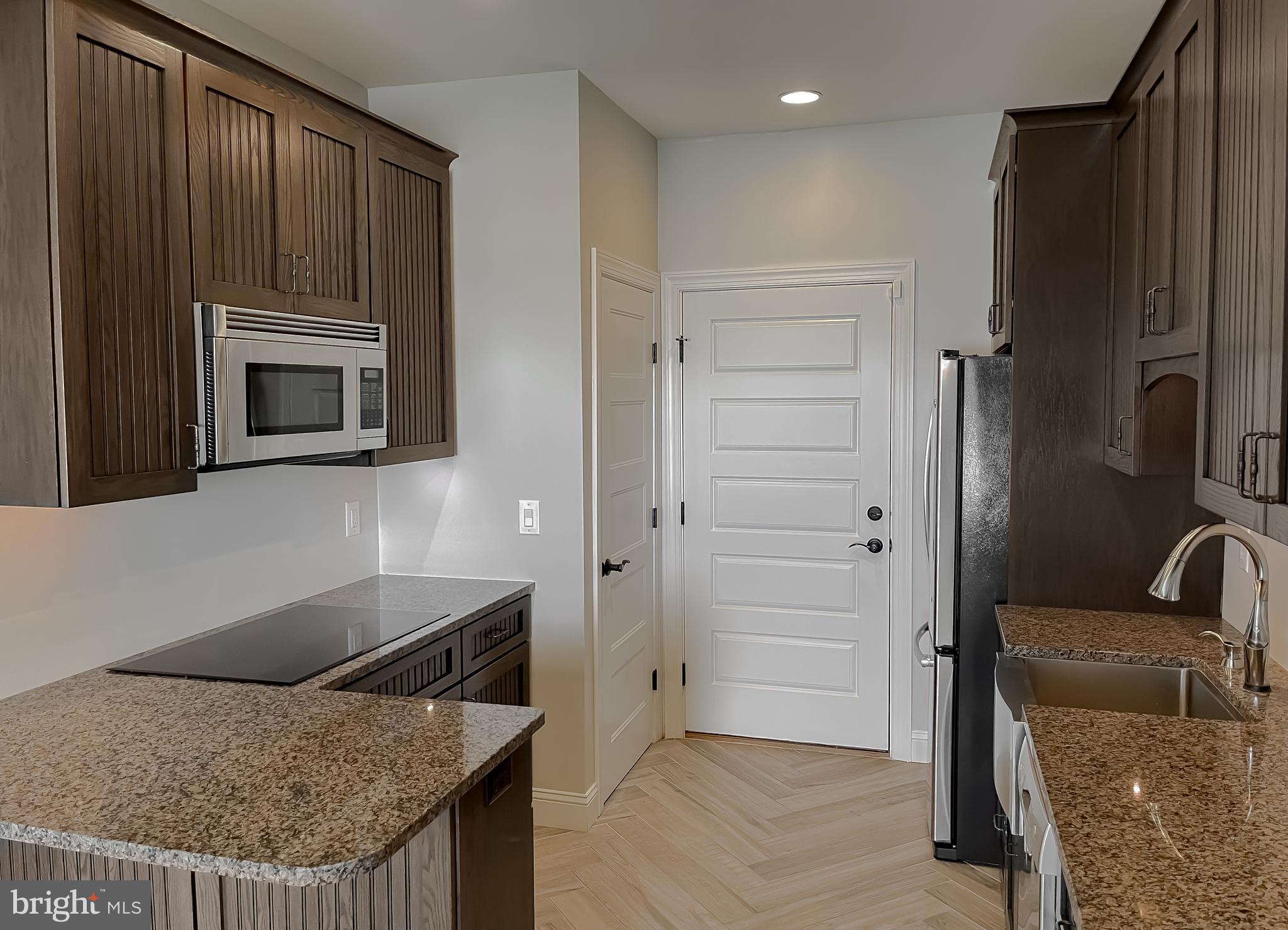 HALF PONE POINT - Residential