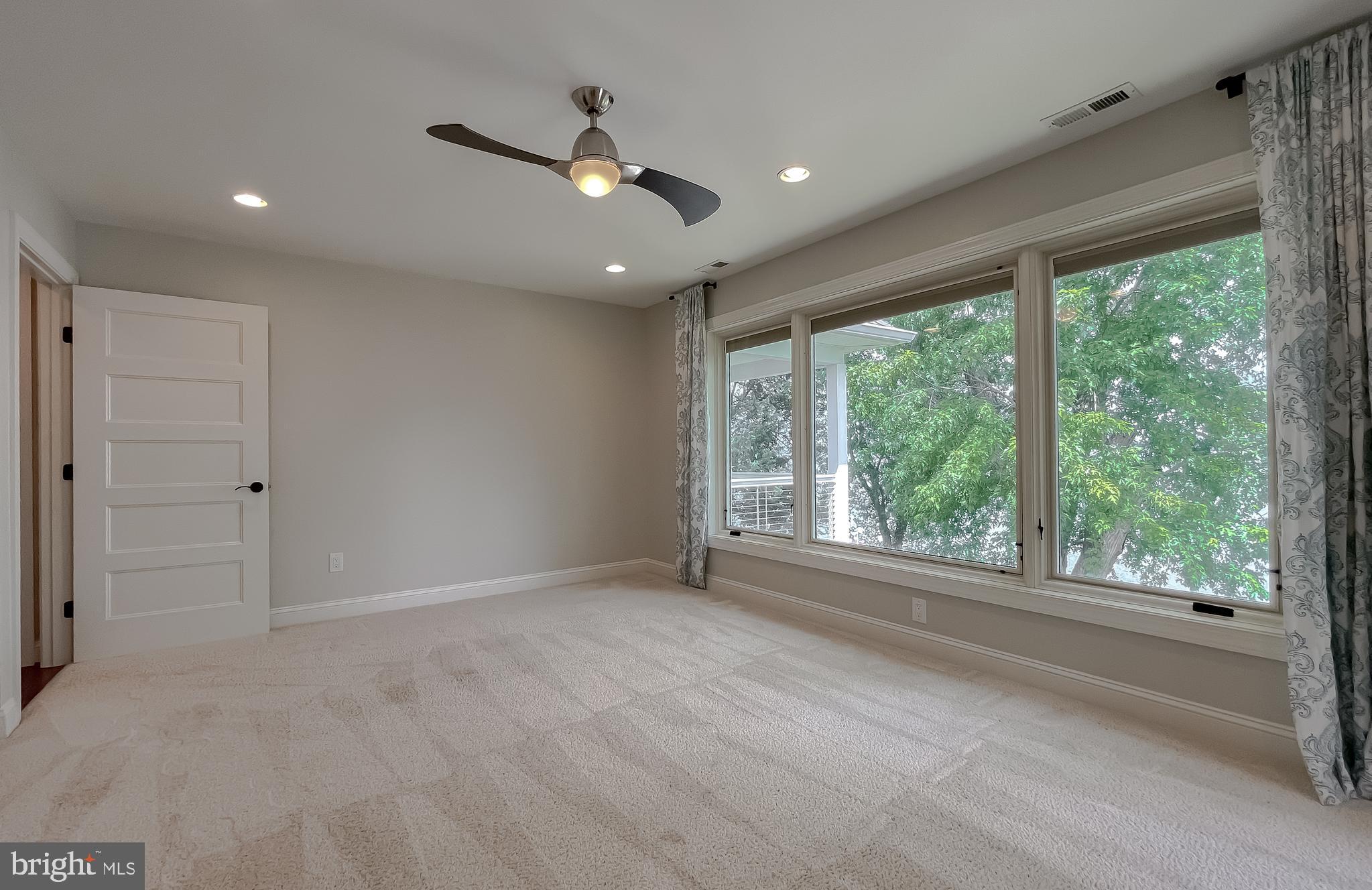 HALF PONE POINT - Residential