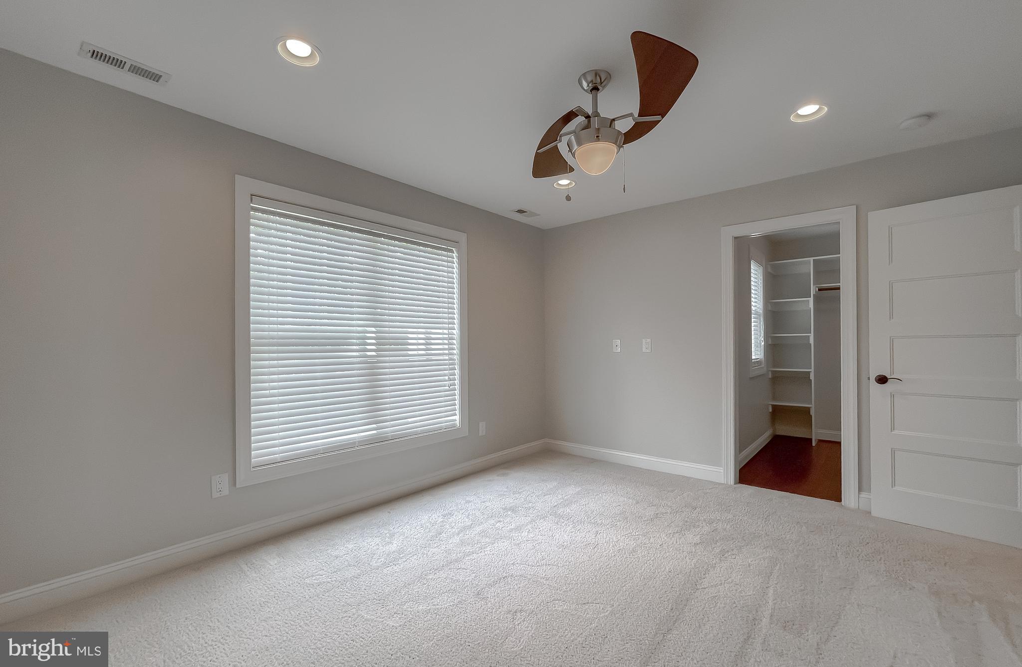 HALF PONE POINT - Residential