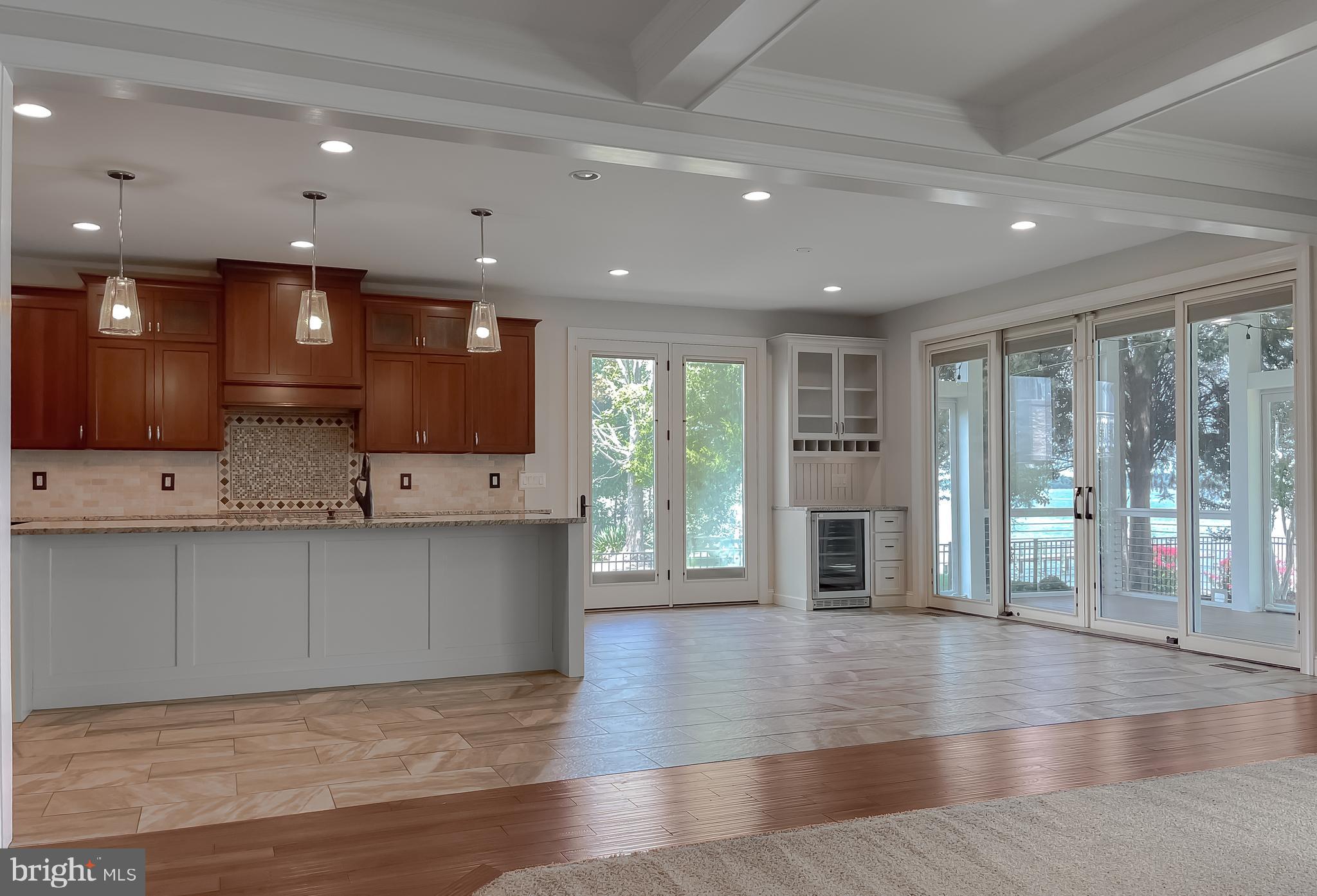 HALF PONE POINT - Residential