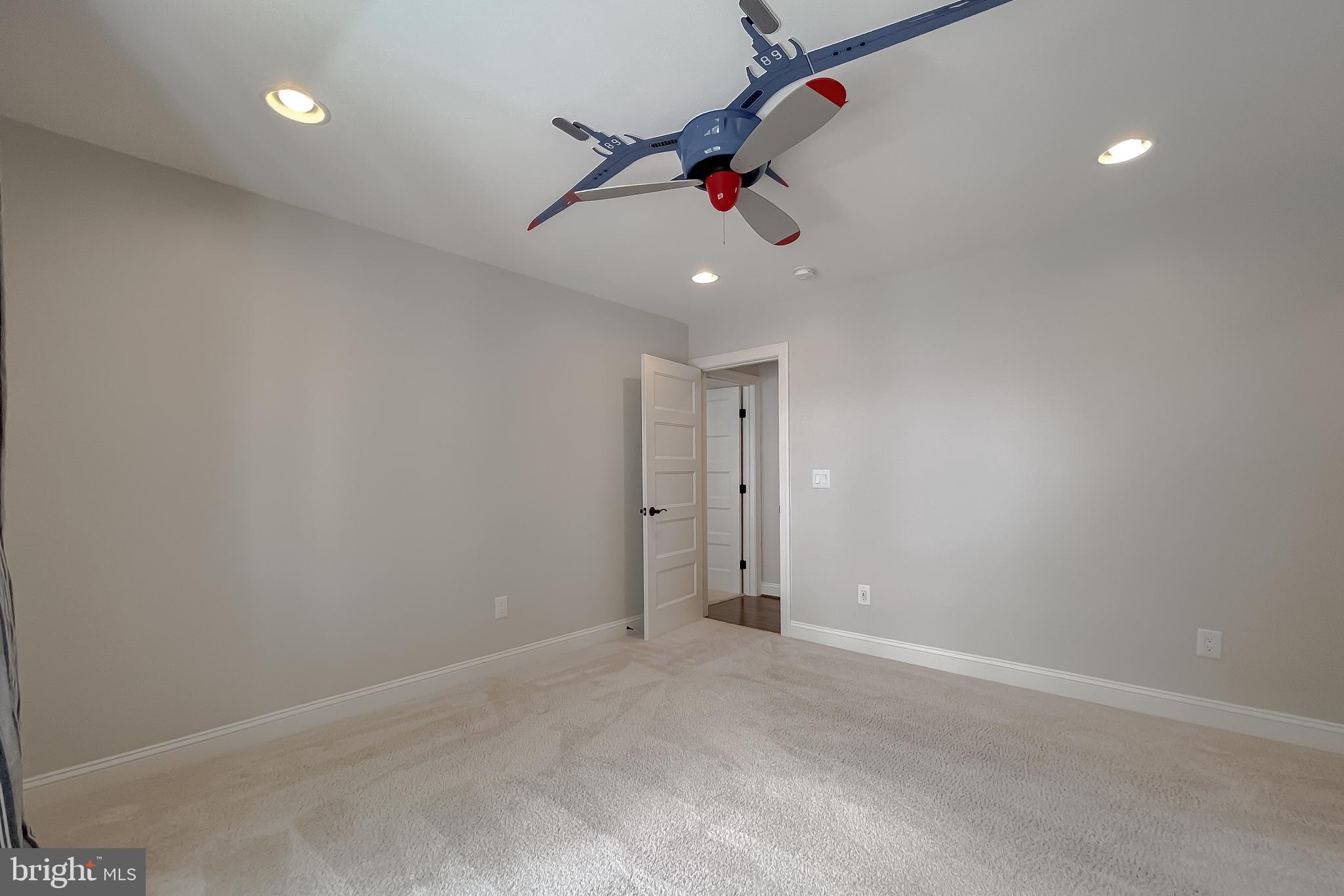 HALF PONE POINT - Residential