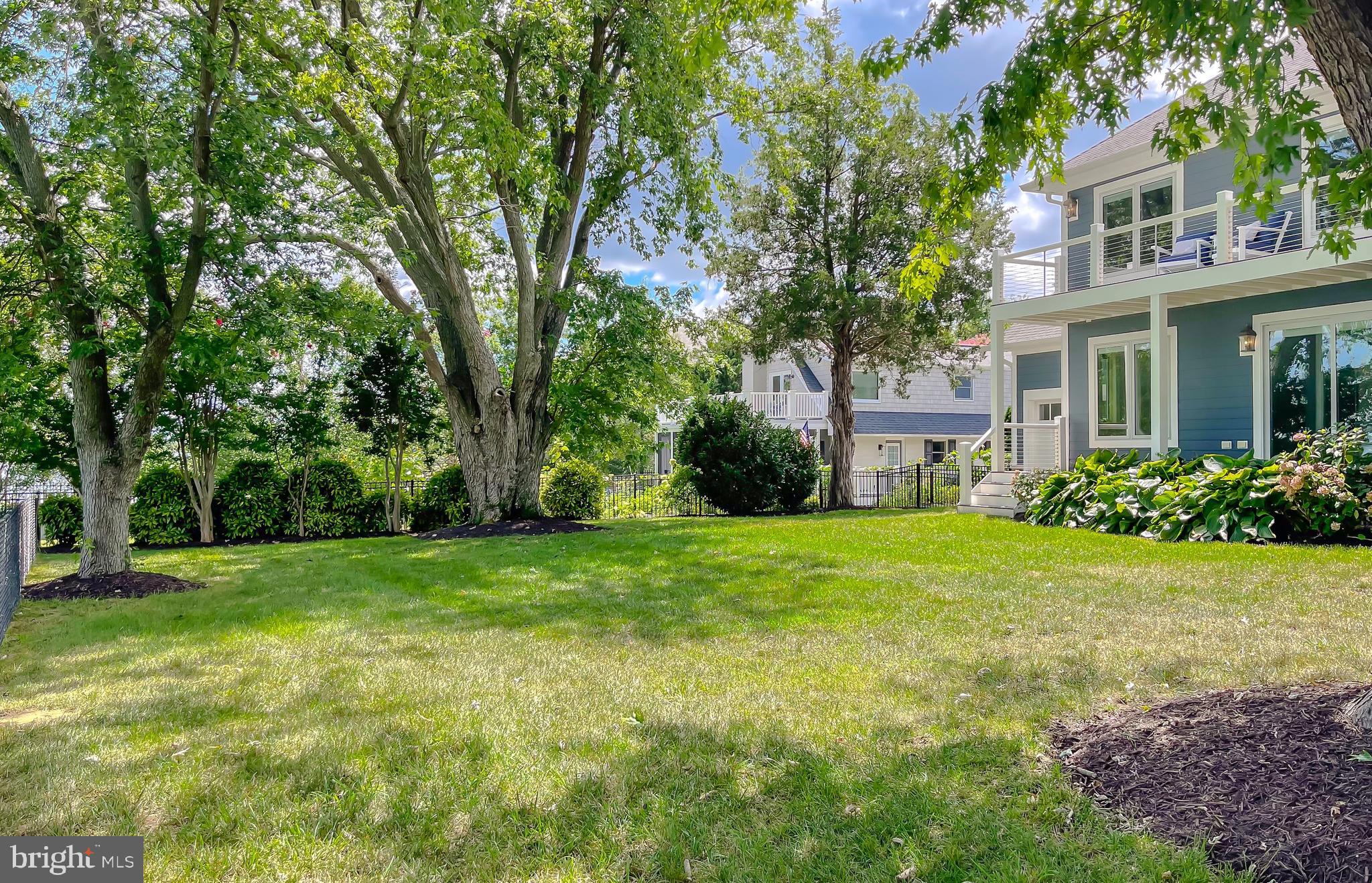 HALF PONE POINT - Residential