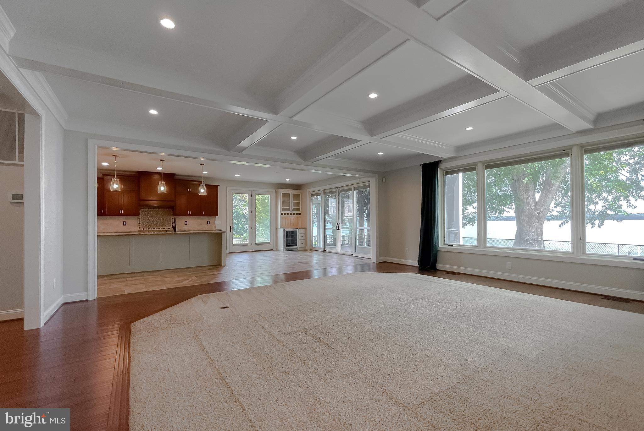 HALF PONE POINT - Residential