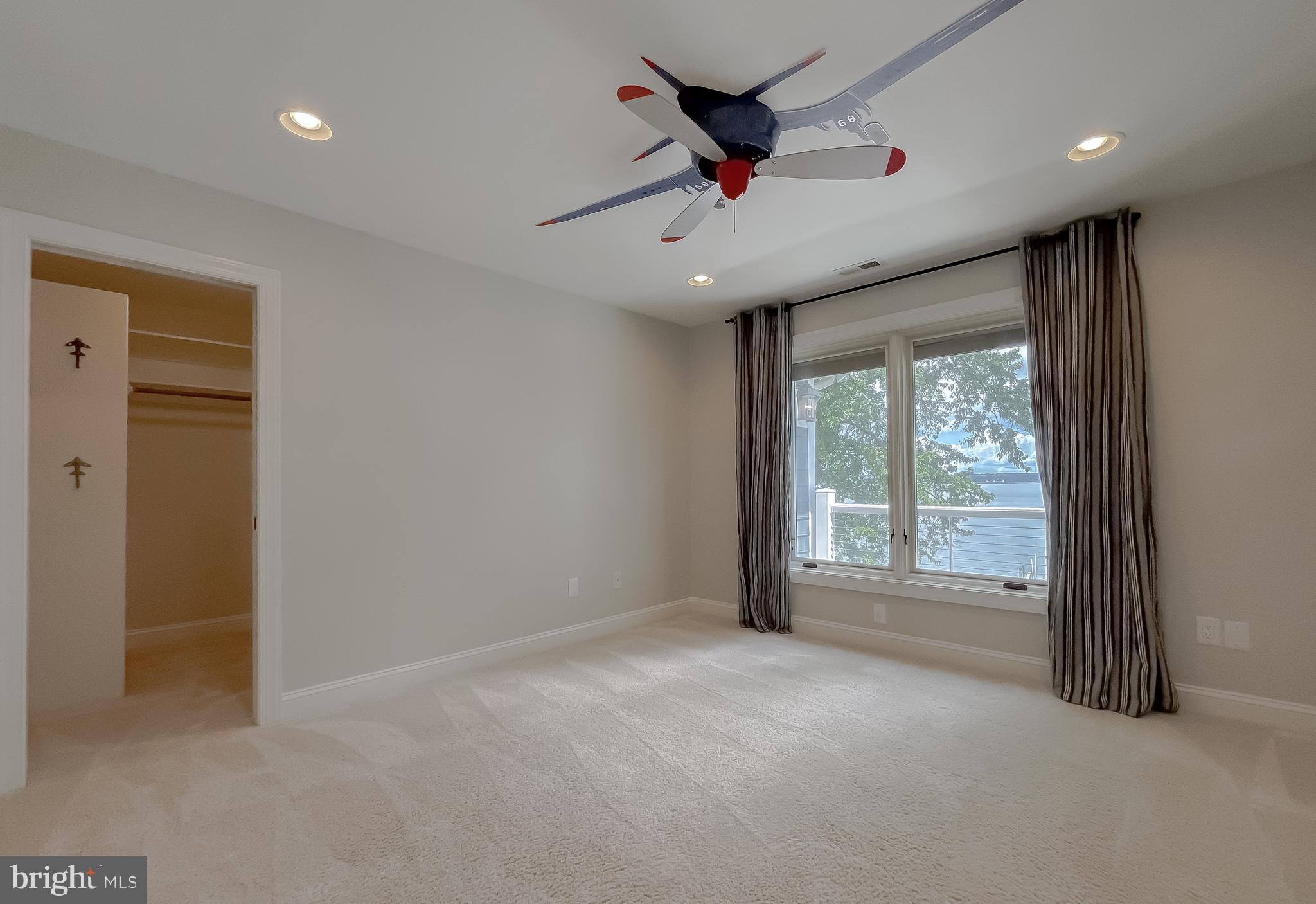 HALF PONE POINT - Residential