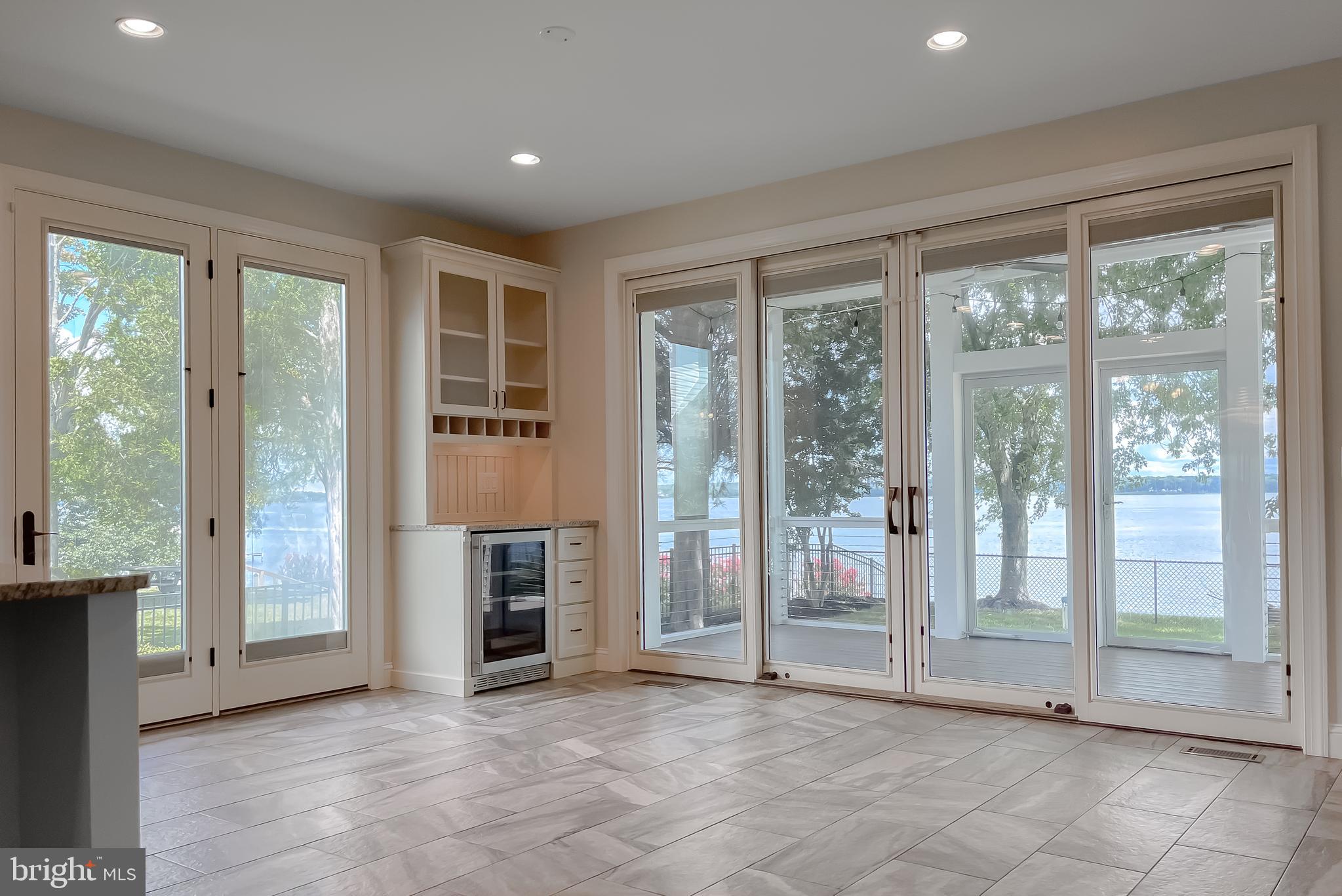 HALF PONE POINT - Residential