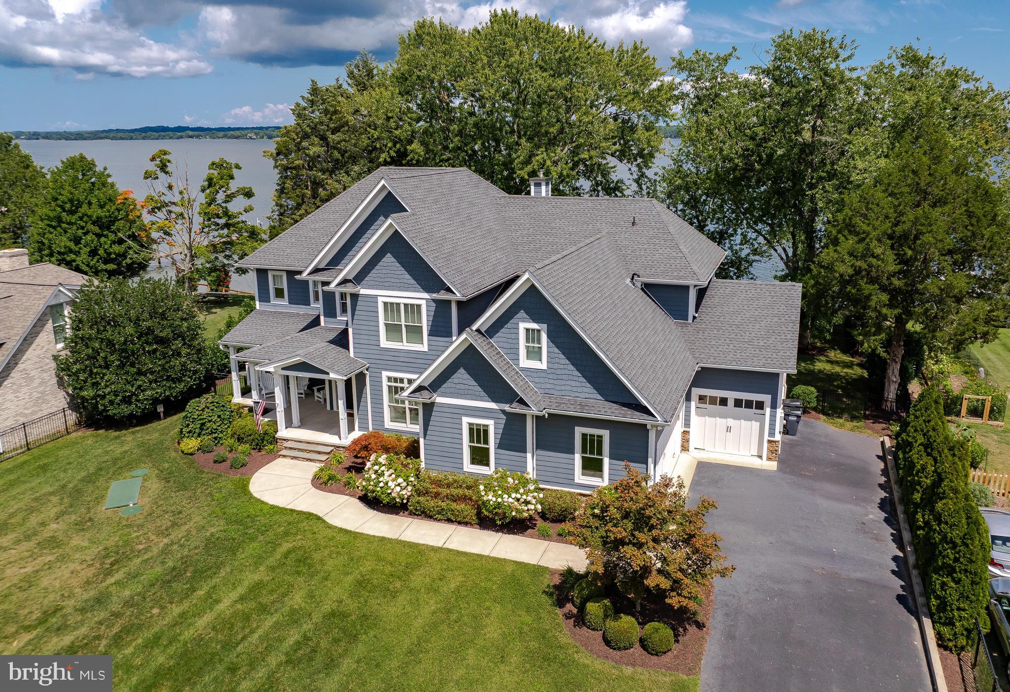 HALF PONE POINT - Residential