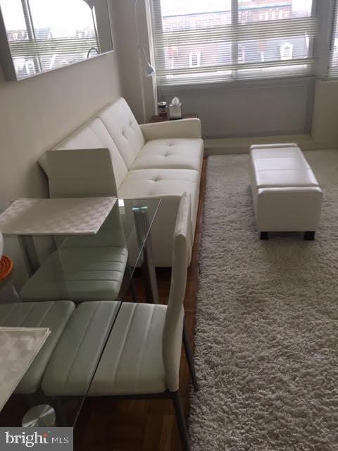 WASHINGTON SQ - Residential Lease