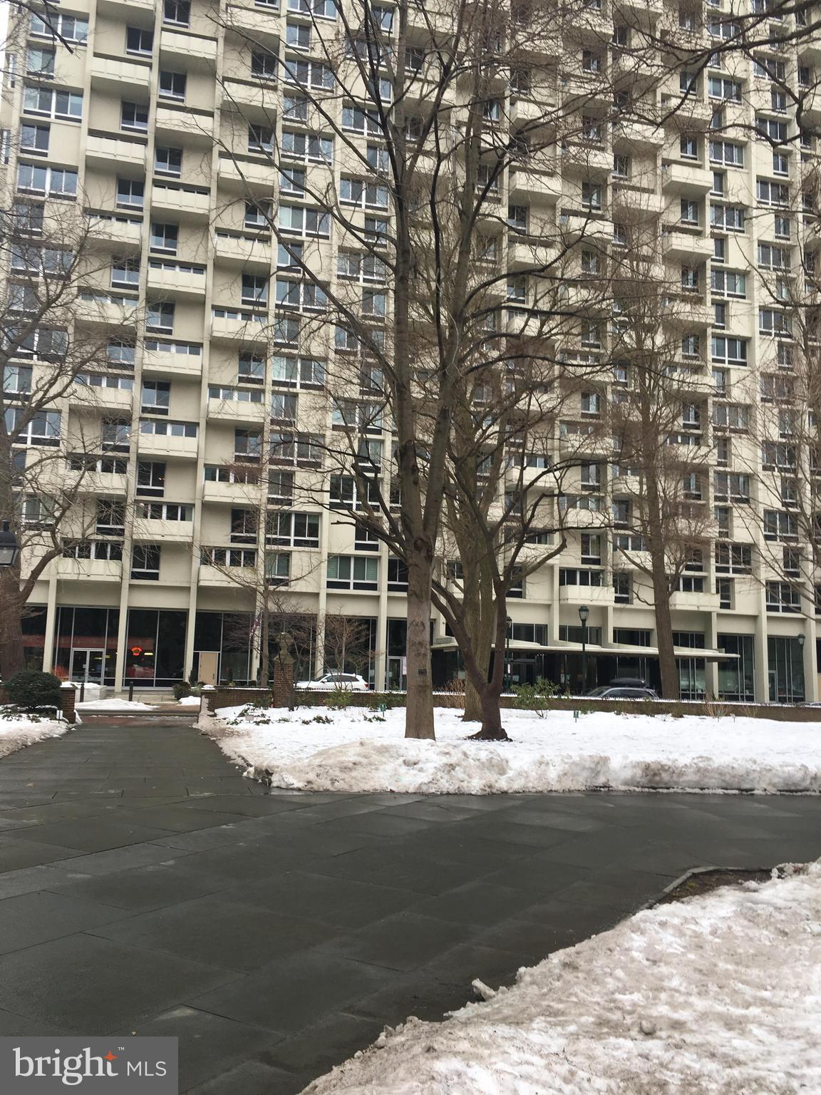 WASHINGTON SQ - Residential Lease