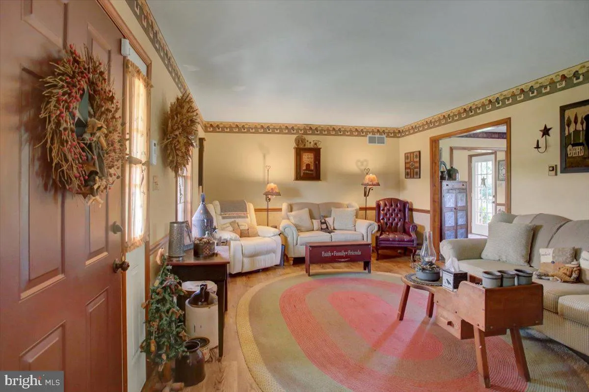 Chambersburg, Pennsylvania 17202, United States, 3 Bedrooms Bedrooms, ,2 BathroomsBathrooms,Residential,Active,178723