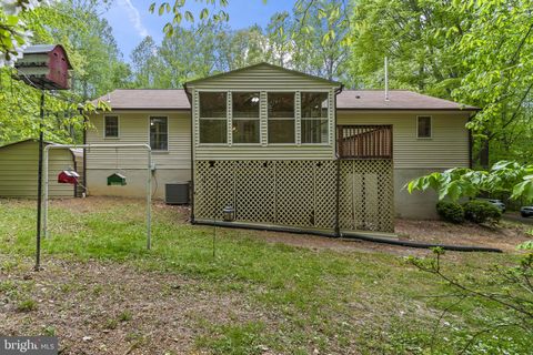 Tiny photo for 16055 Woodlark Drive, BRANDYWINE, MD 20613 (MLS # MDCH2053478)