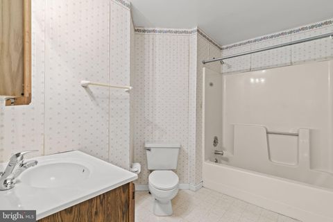 Tiny photo for 16055 Woodlark Drive, BRANDYWINE, MD 20613 (MLS # MDCH2053478)