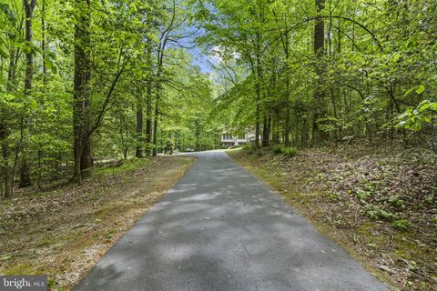 Tiny photo for 16055 Woodlark Drive, BRANDYWINE, MD 20613 (MLS # MDCH2053478)