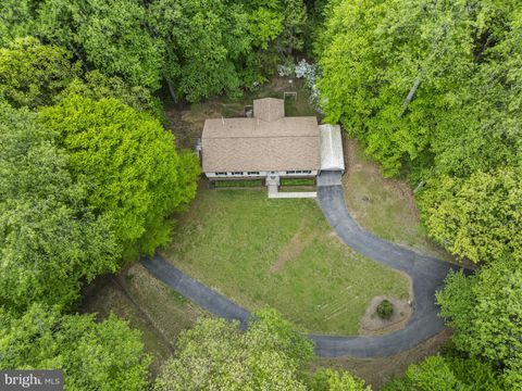 Tiny photo for 16055 Woodlark Drive, BRANDYWINE, MD 20613 (MLS # MDCH2053478)