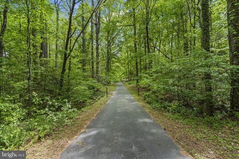 Tiny photo for 16055 Woodlark Drive, BRANDYWINE, MD 20613 (MLS # MDCH2053478)