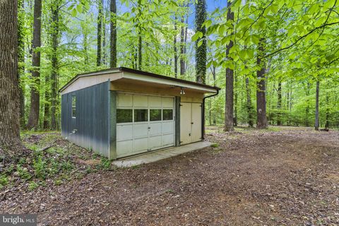 Tiny photo for 16055 Woodlark Drive, BRANDYWINE, MD 20613 (MLS # MDCH2053478)