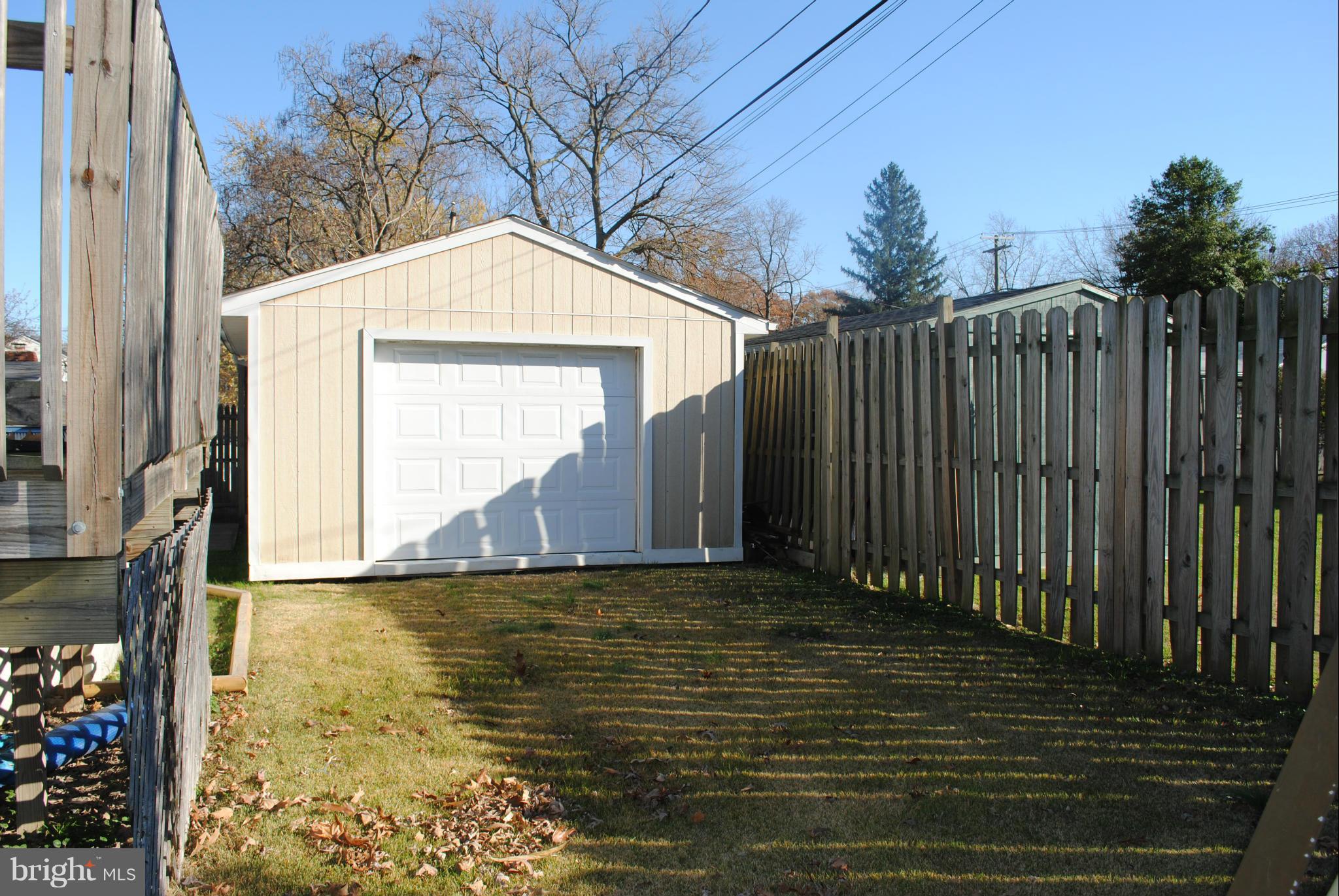 MUNROE GARDENS - Residential