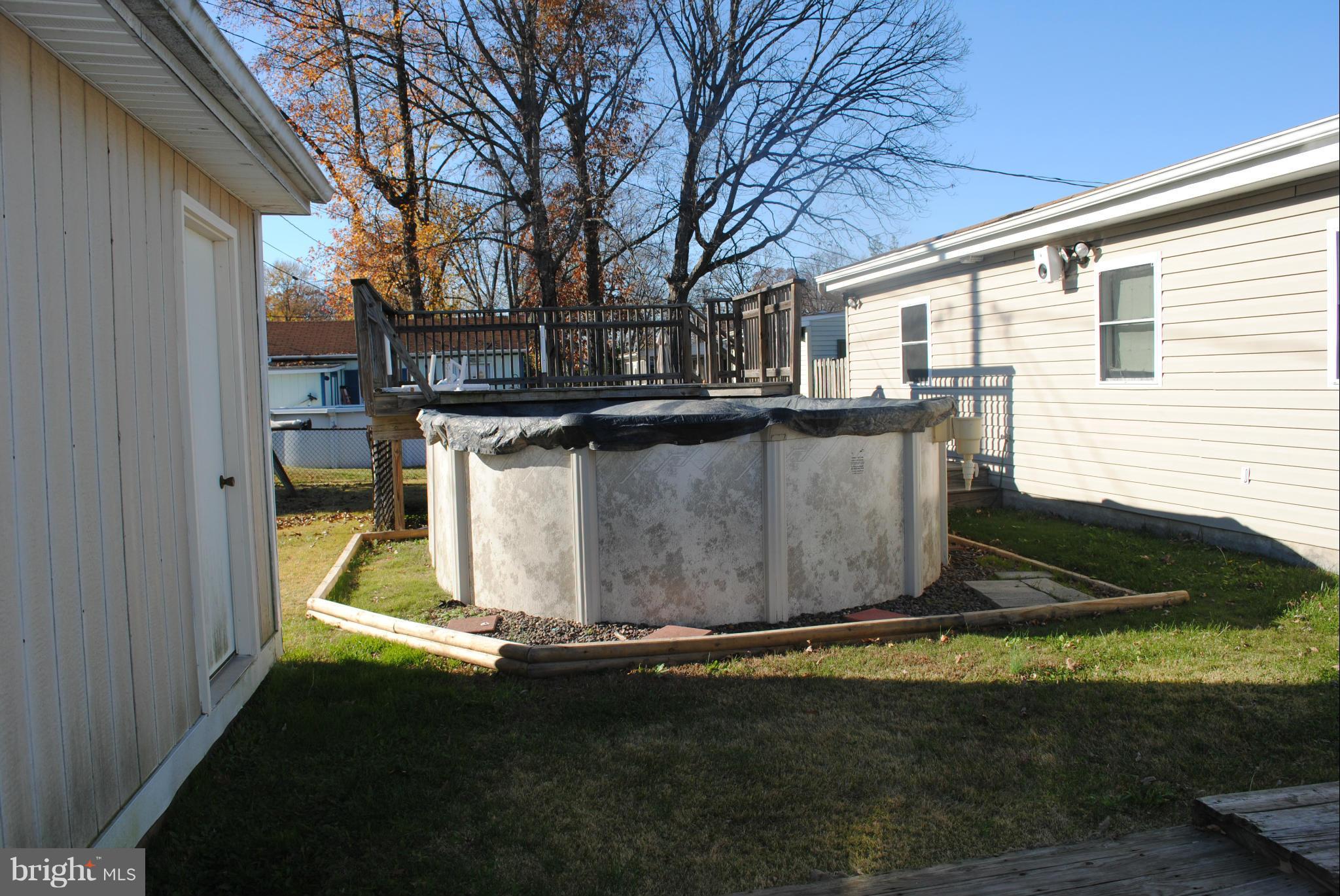 MUNROE GARDENS - Residential