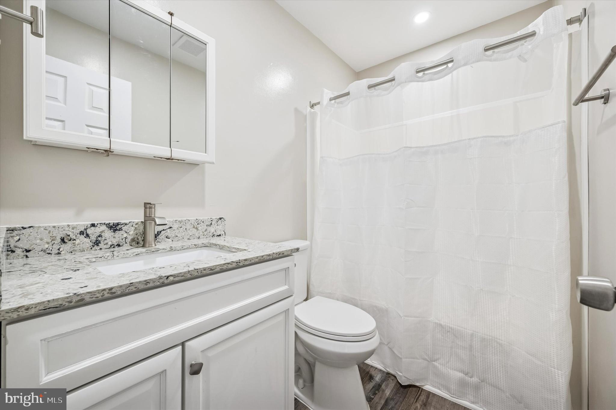 WILLOW KNOLL - Residential