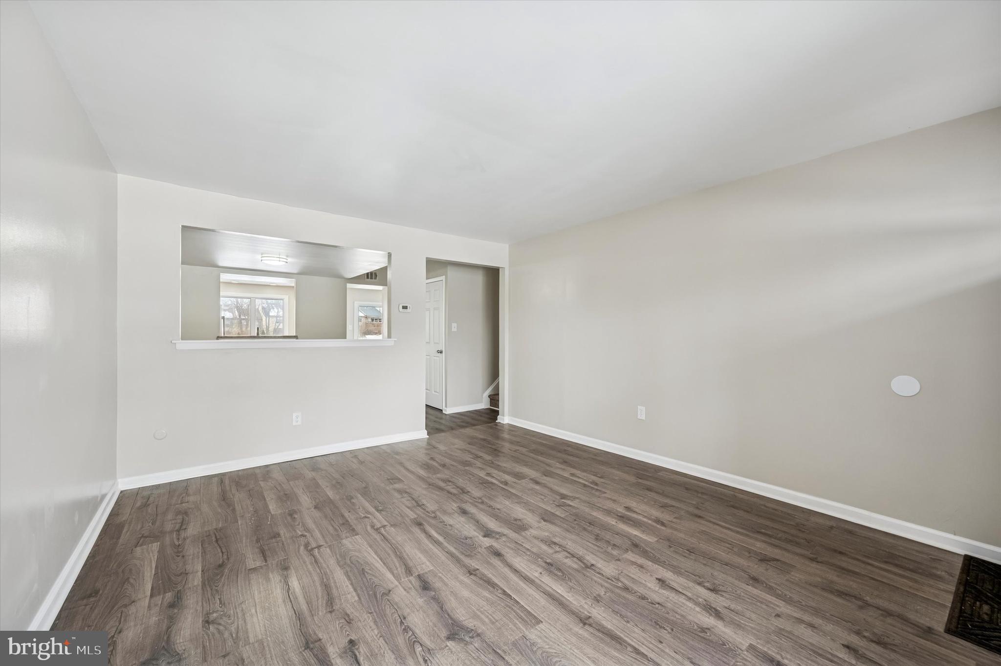 WILLOW KNOLL - Residential