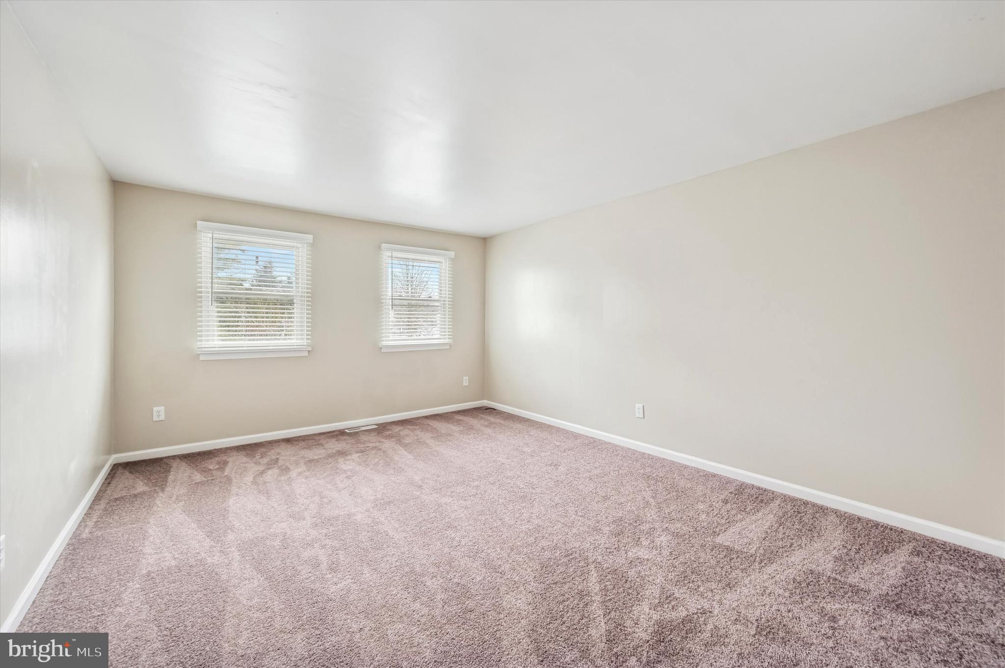 WILLOW KNOLL - Residential