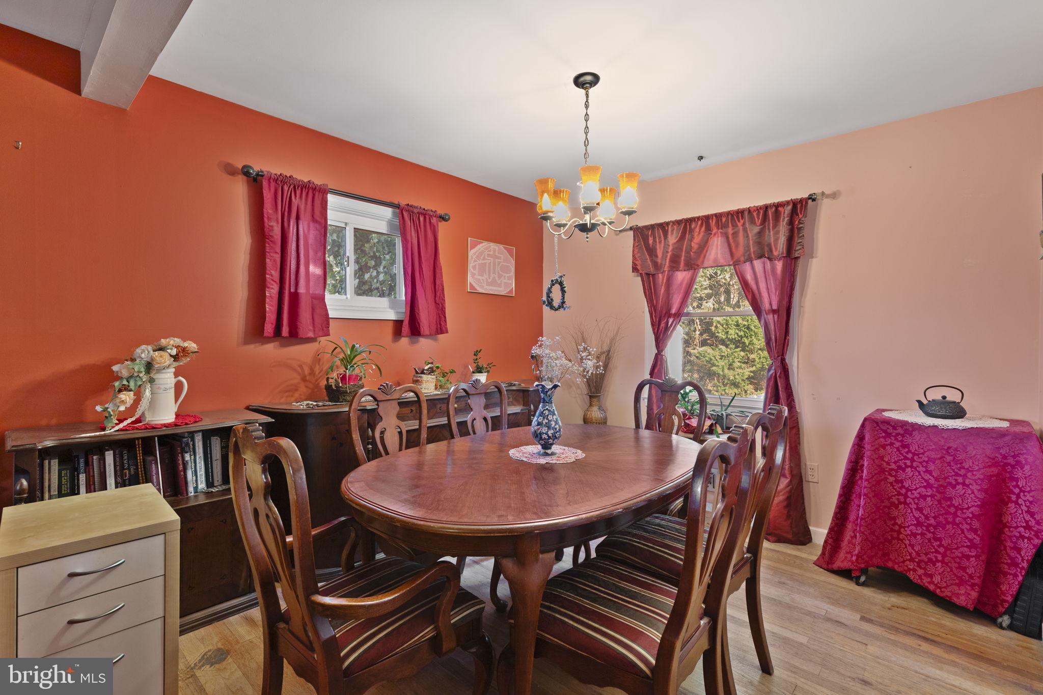 THORNEWOOD PARK - Residential