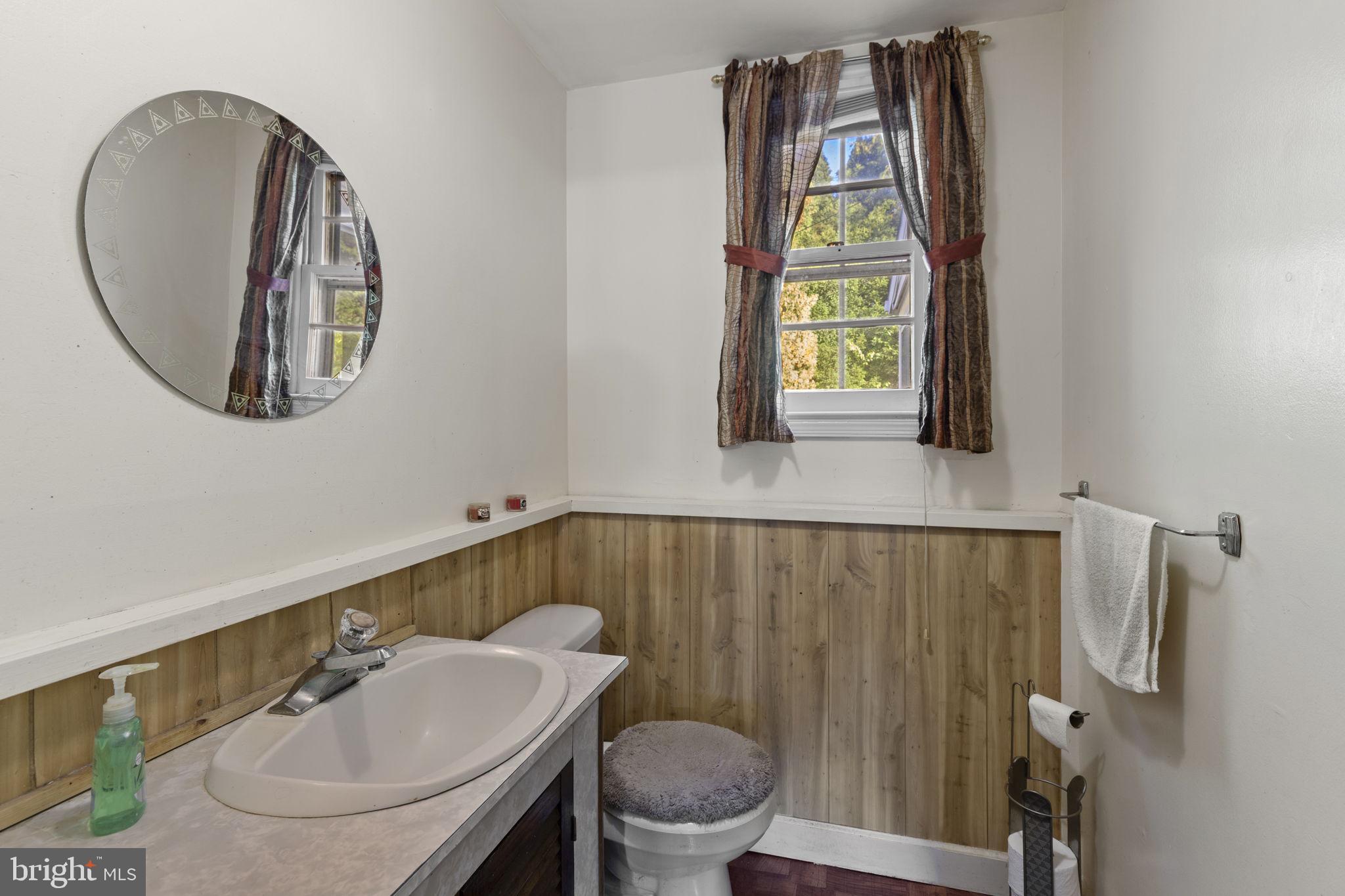 THORNEWOOD PARK - Residential
