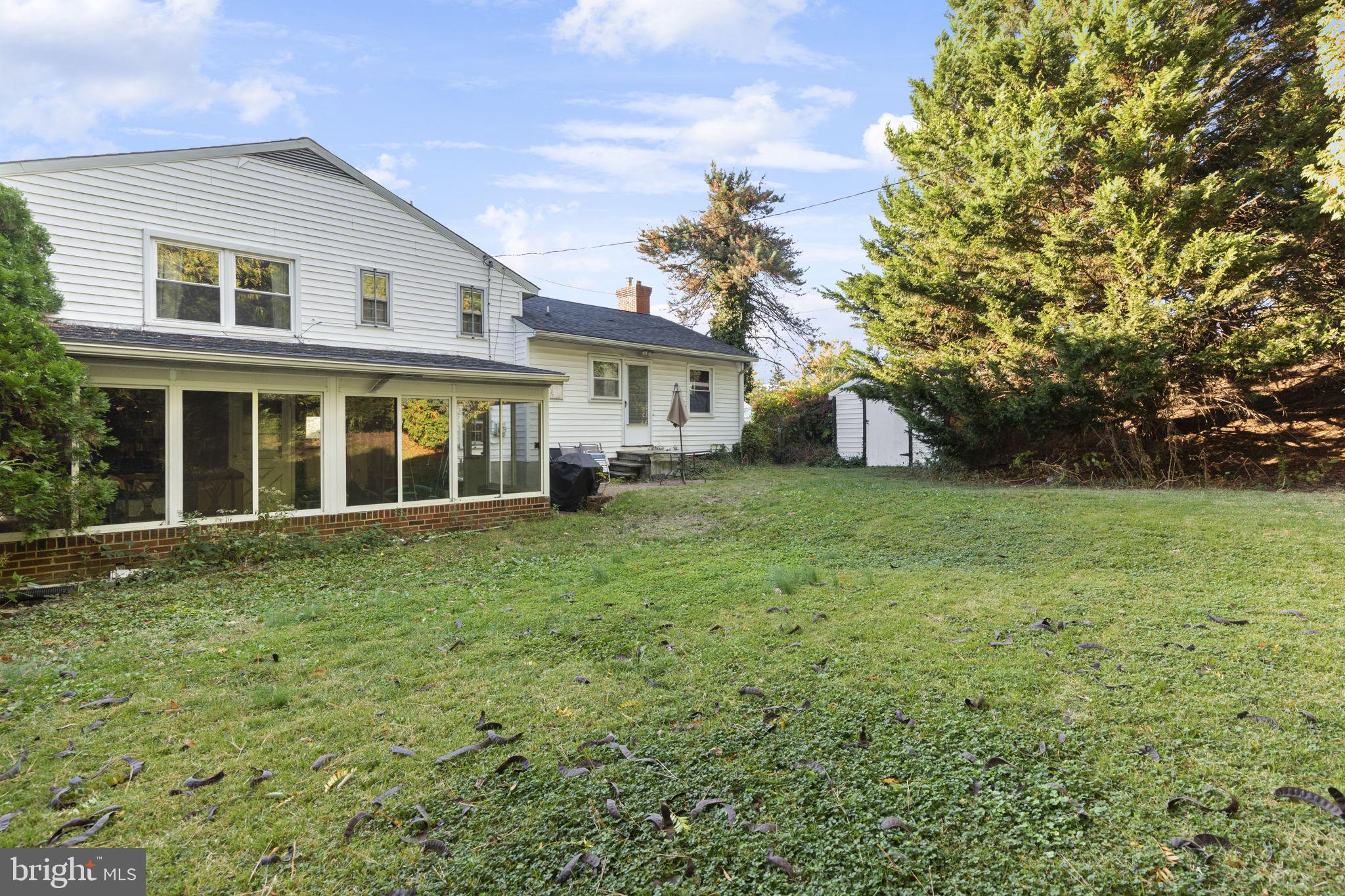 THORNEWOOD PARK - Residential