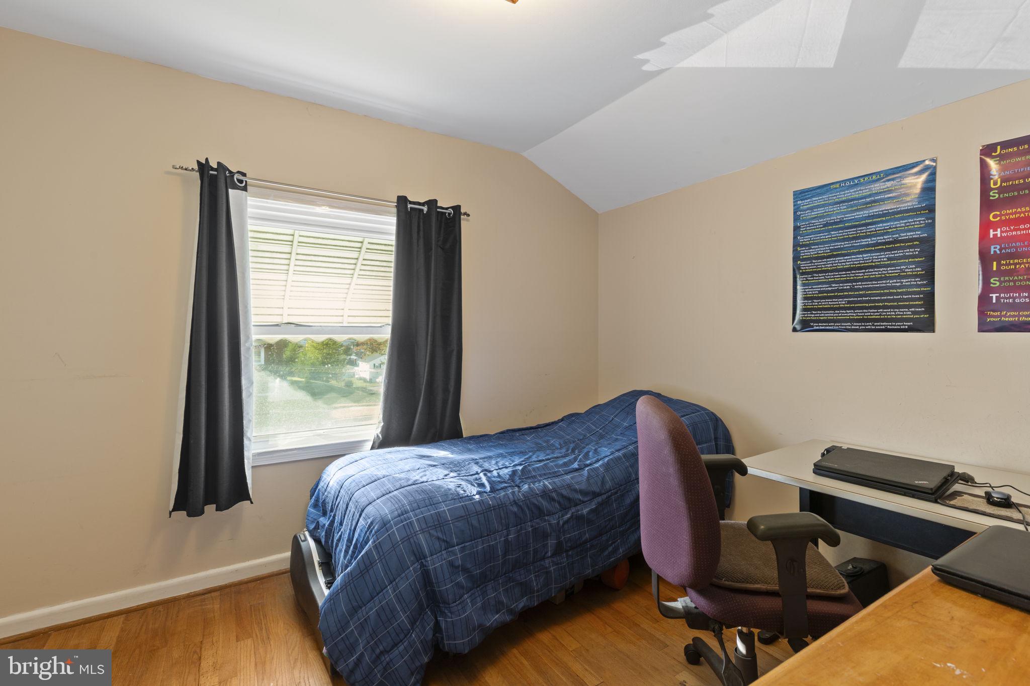 THORNEWOOD PARK - Residential
