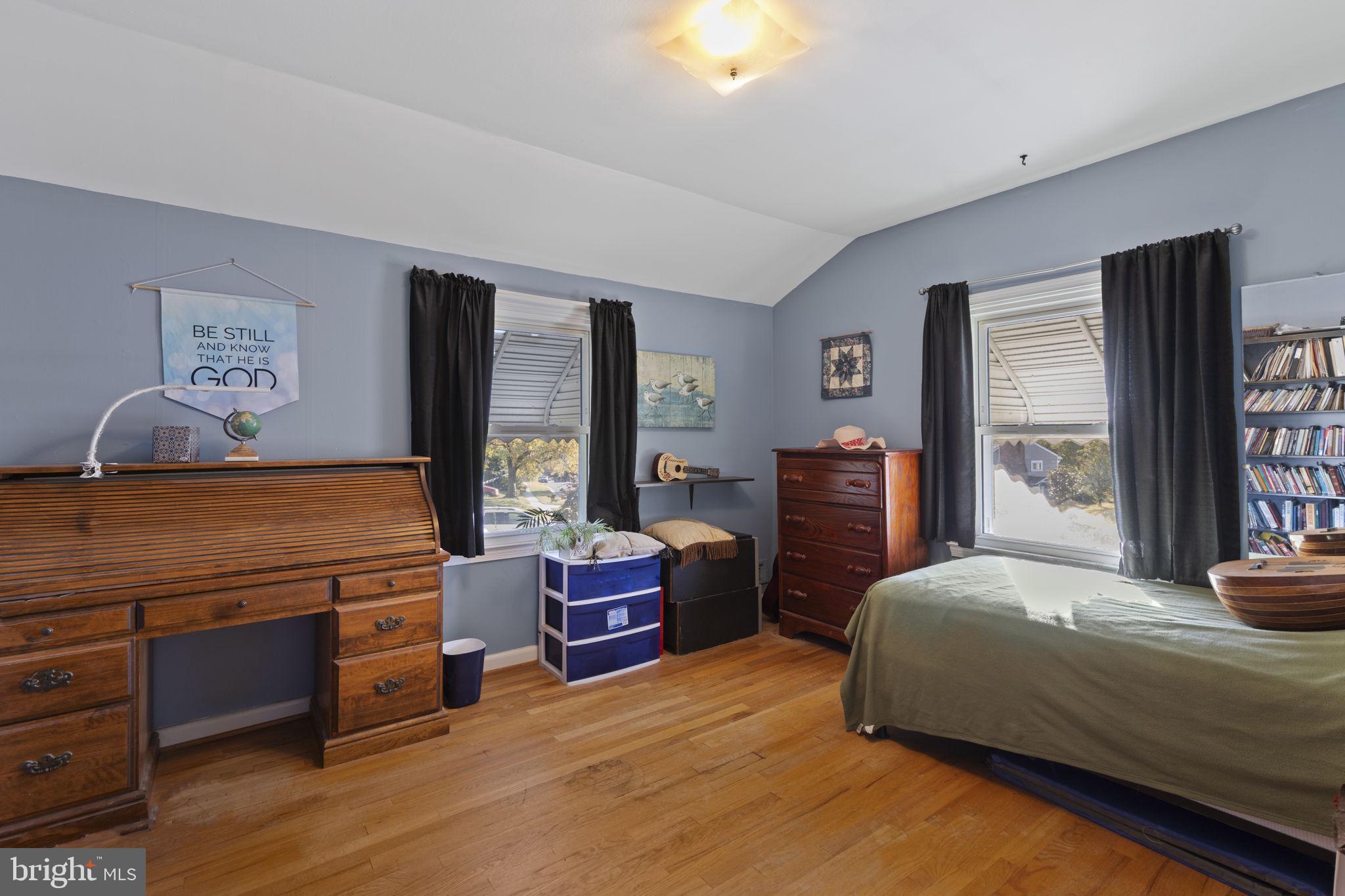THORNEWOOD PARK - Residential