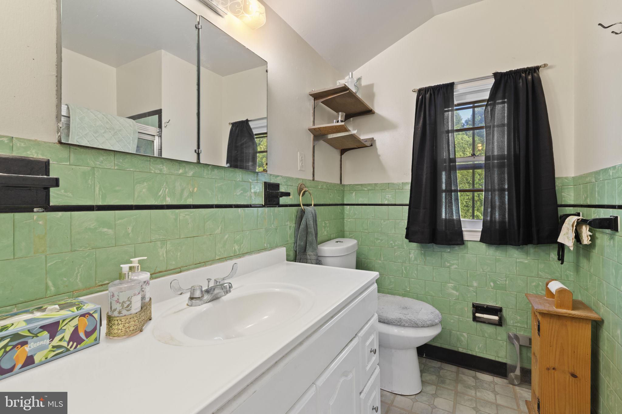 THORNEWOOD PARK - Residential