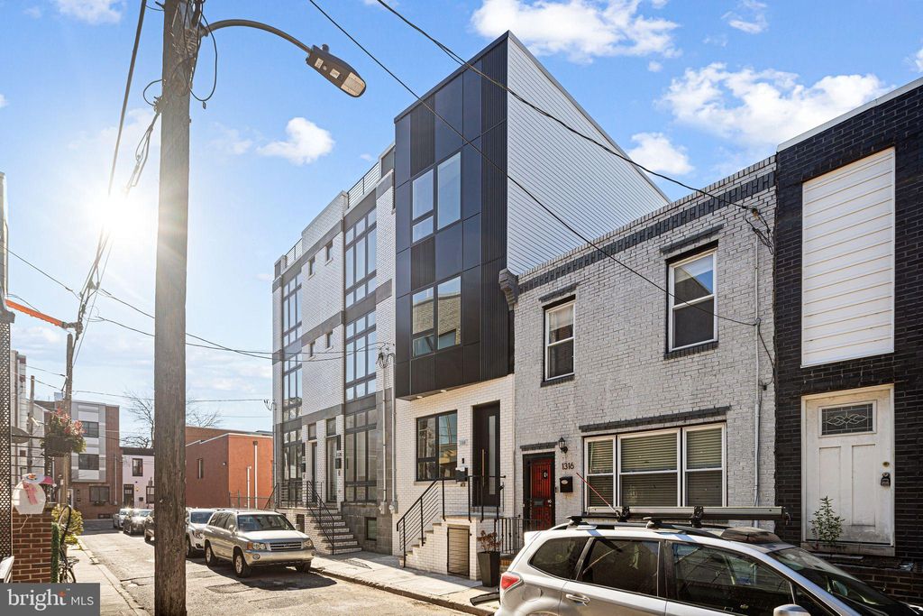 Photo of 1318 S Dorrance Street, PHILADELPHIA, PA 19146 (MLS # PAPH2564576)