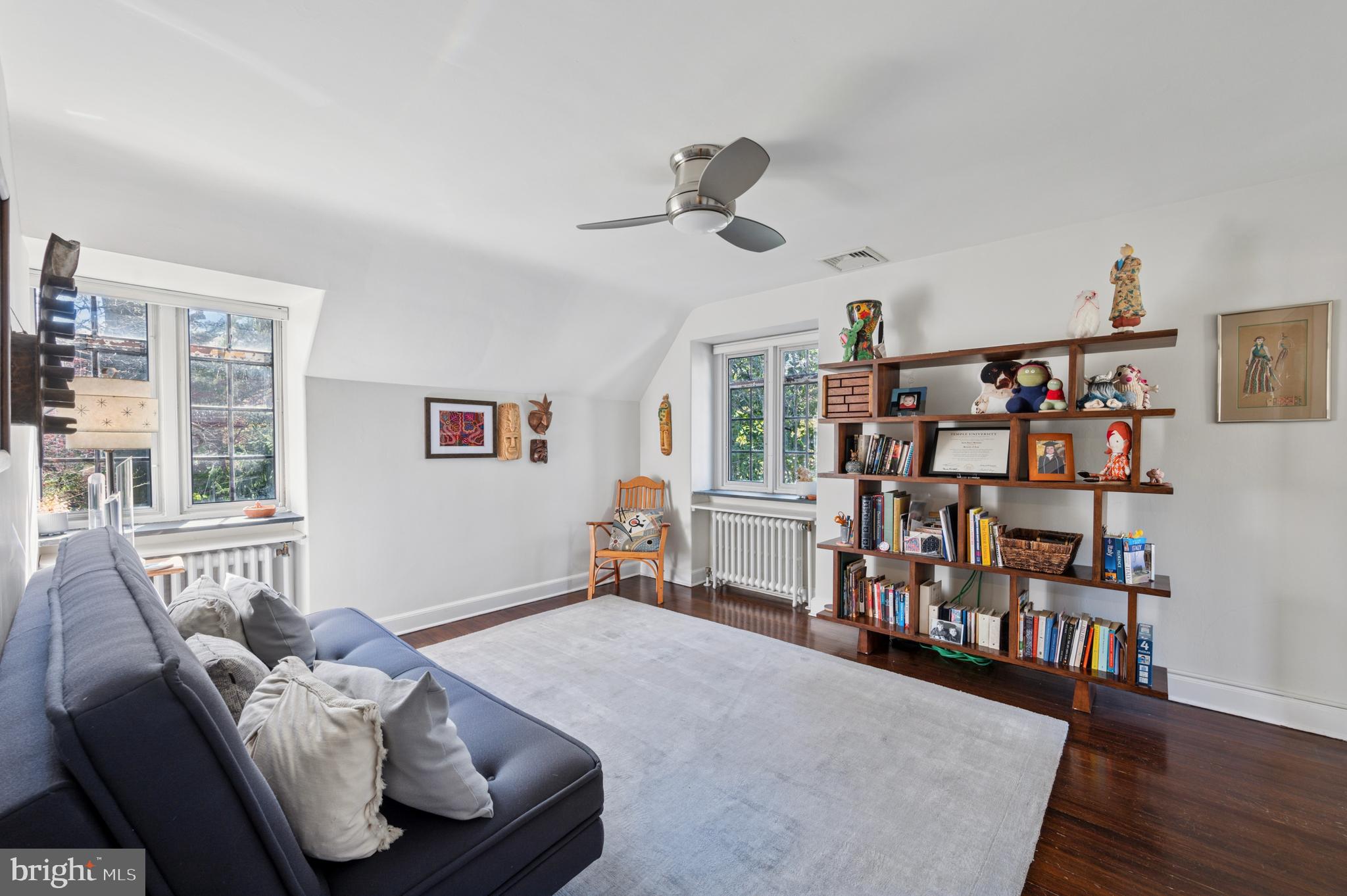 CHESTNUT HILL - Residential