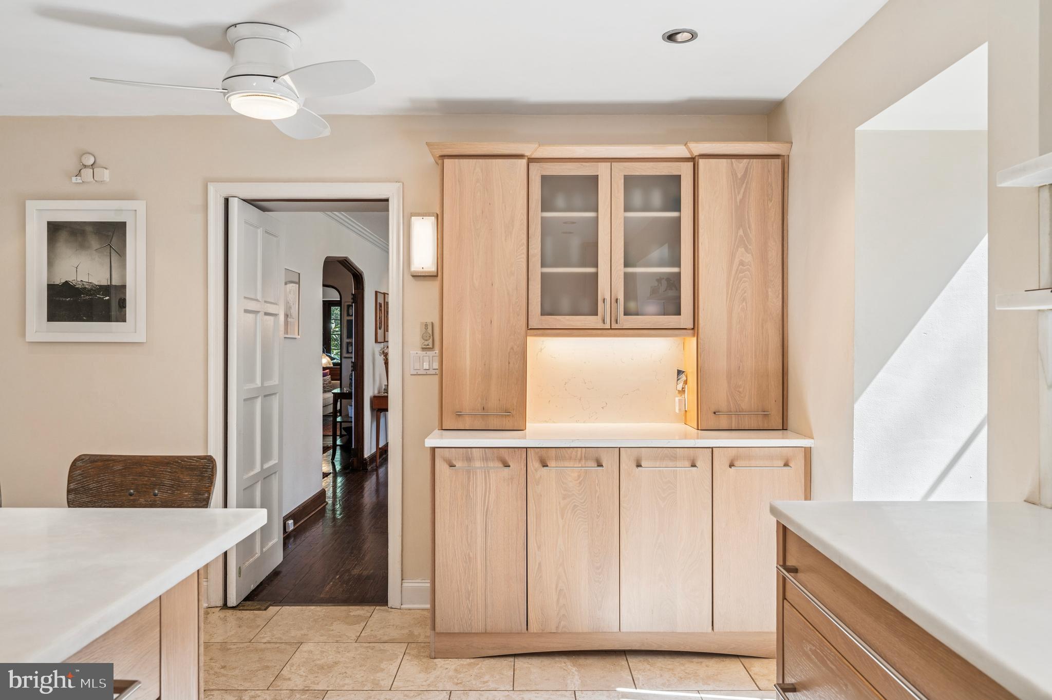 CHESTNUT HILL - Residential