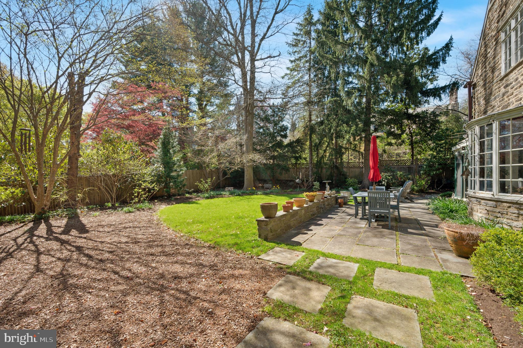 CHESTNUT HILL - Residential