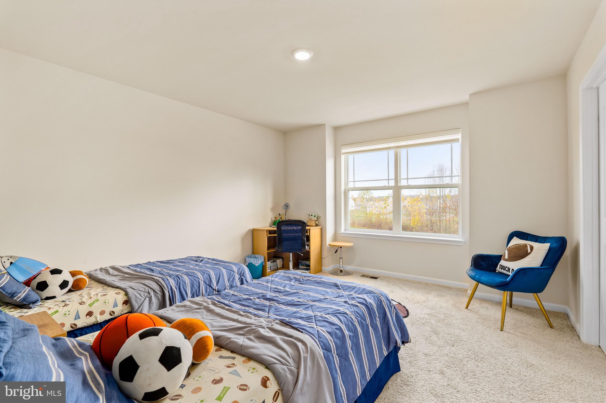 SHANNON COVE - Residential