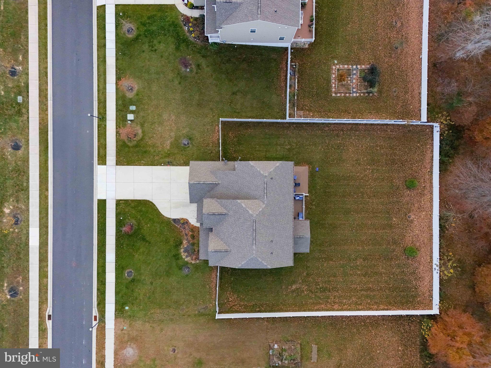 SHANNON COVE - Residential