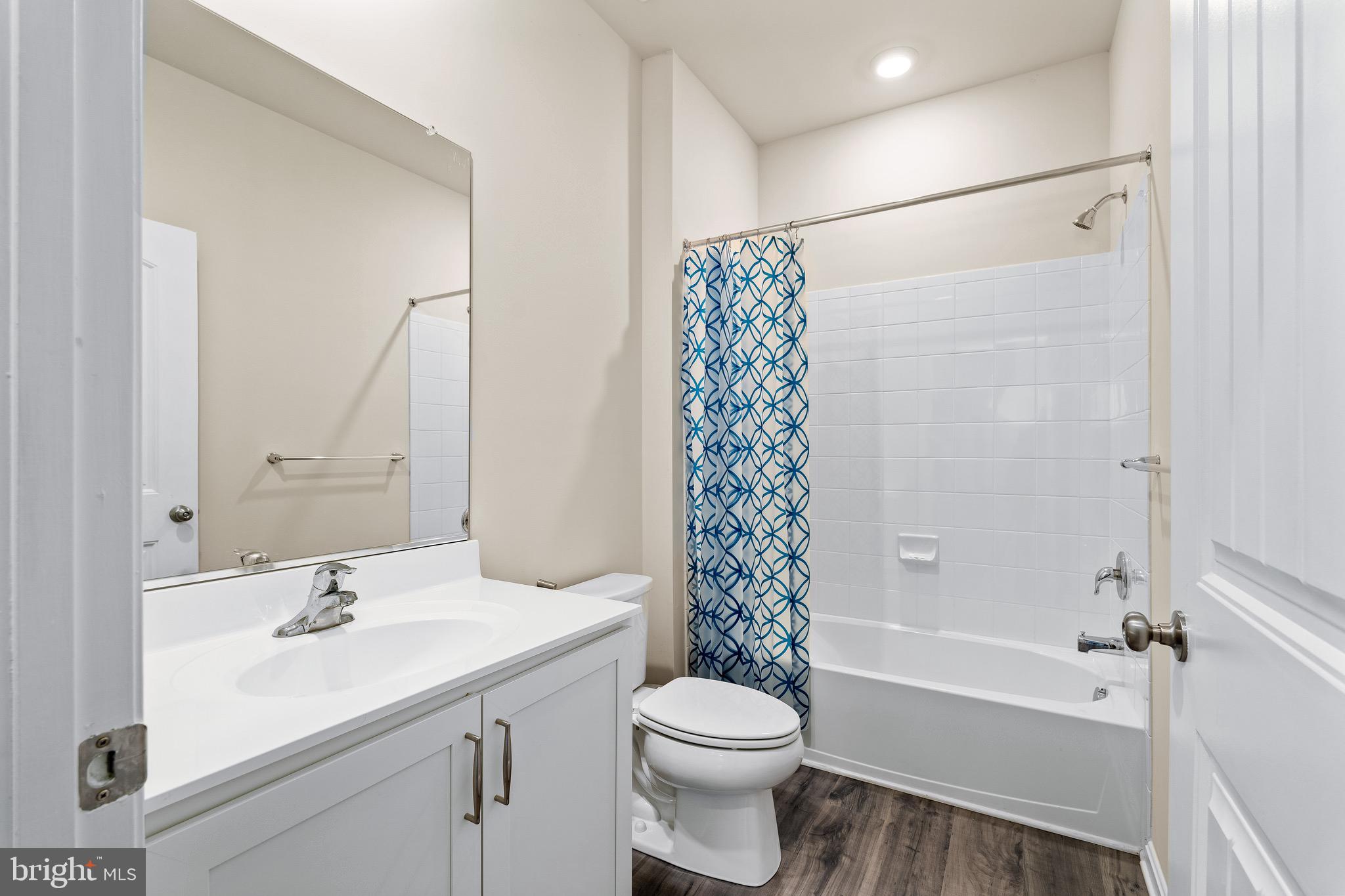 SHANNON COVE - Residential