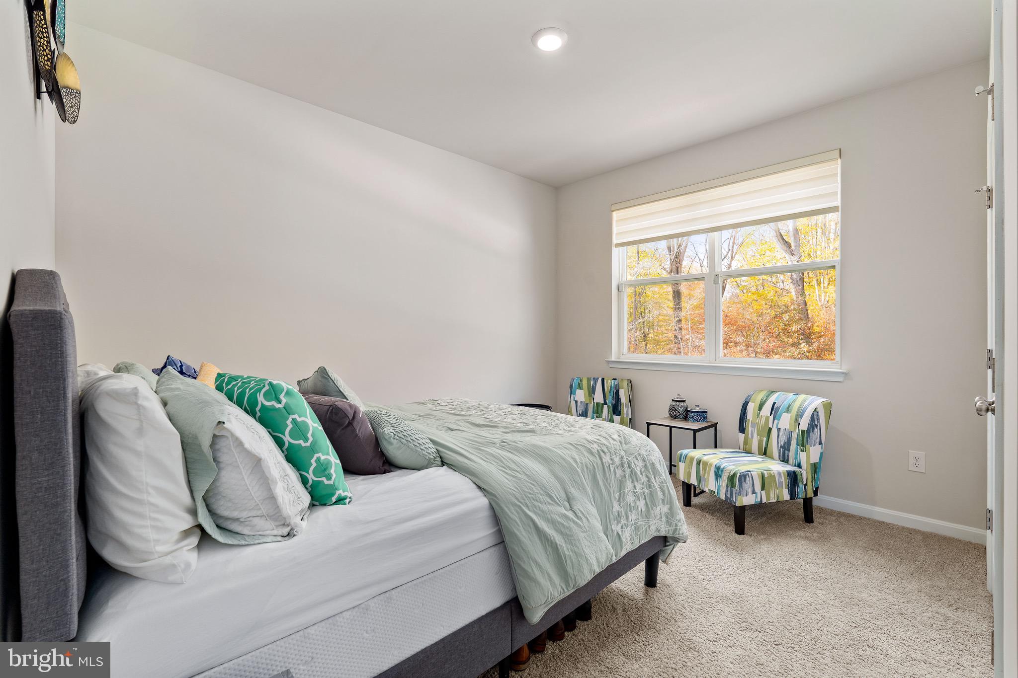 SHANNON COVE - Residential