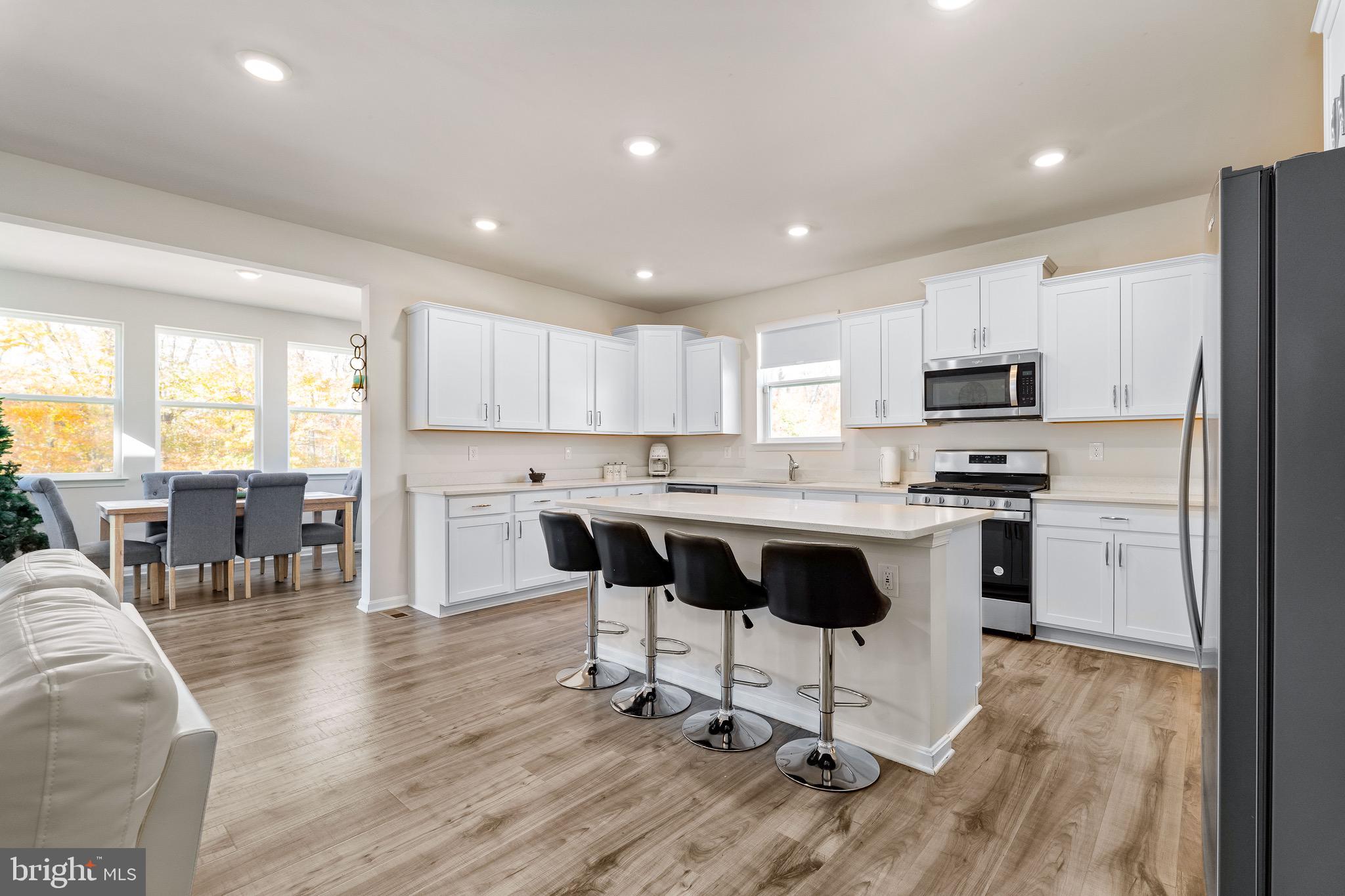 SHANNON COVE - Residential