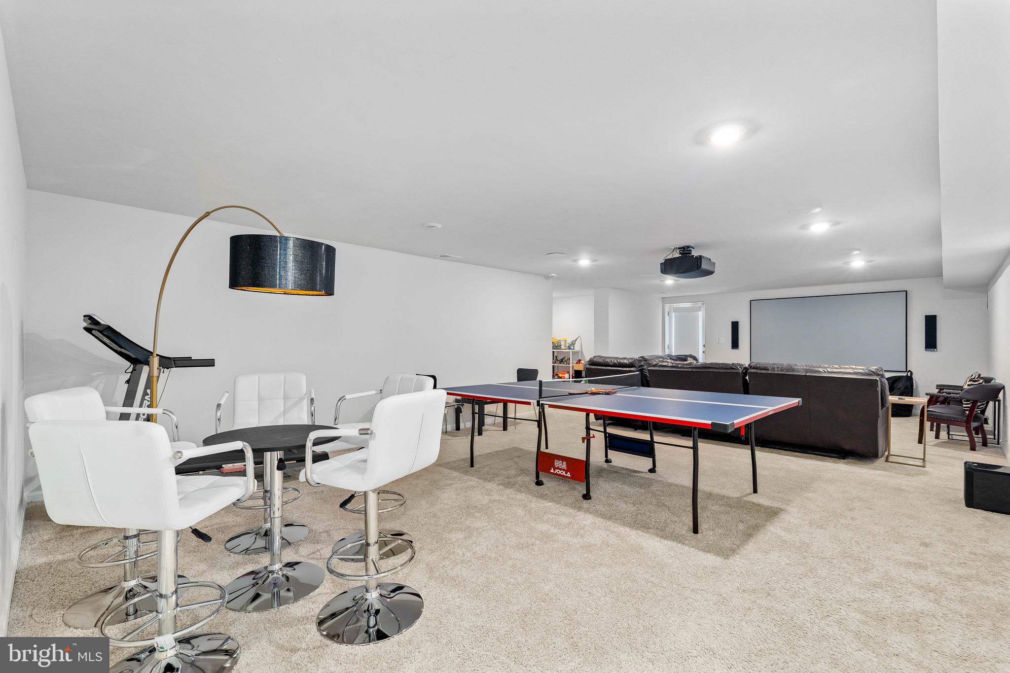 SHANNON COVE - Residential