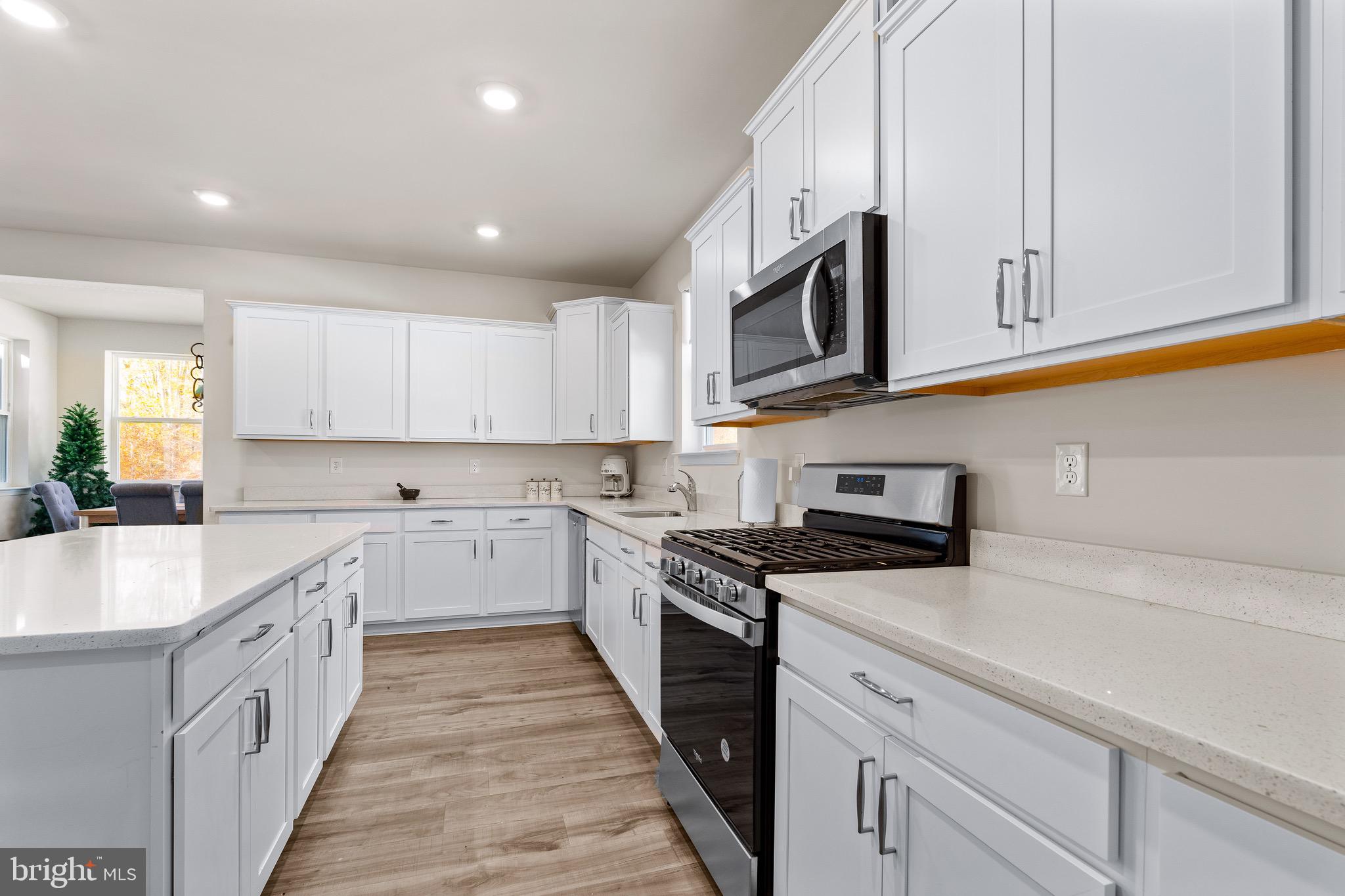 SHANNON COVE - Residential