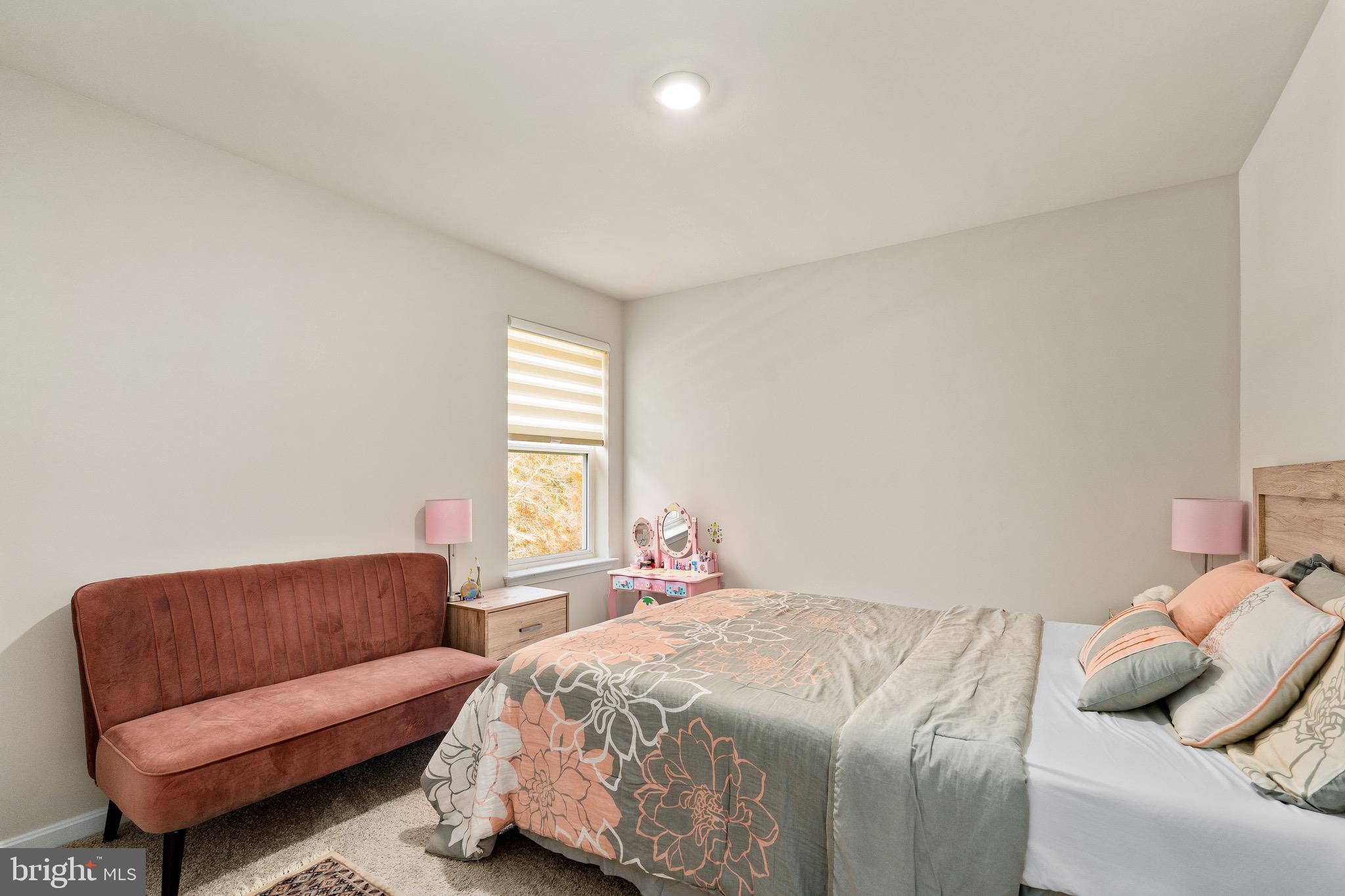 SHANNON COVE - Residential