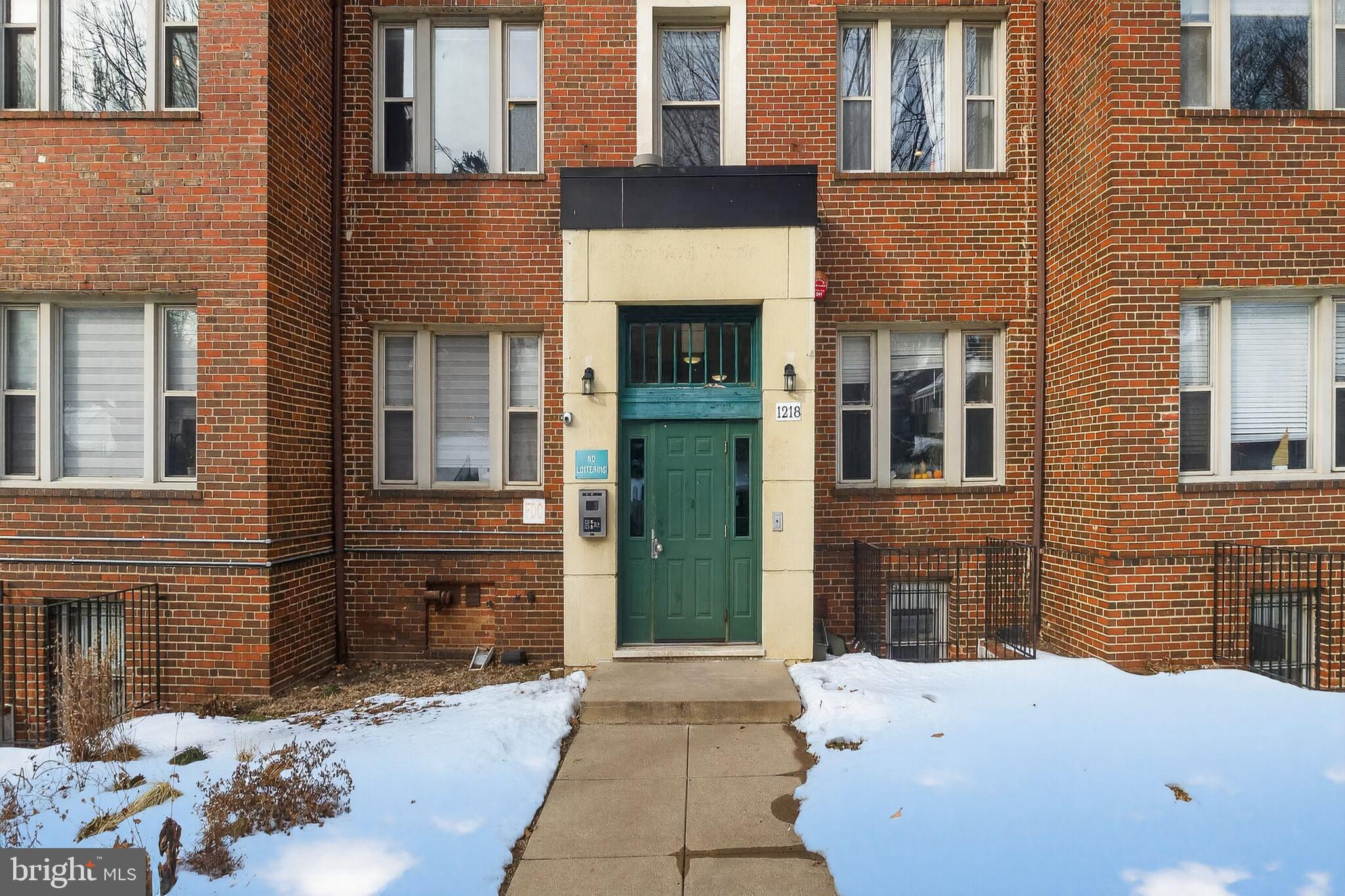 1218 PERRY STREET NE 201