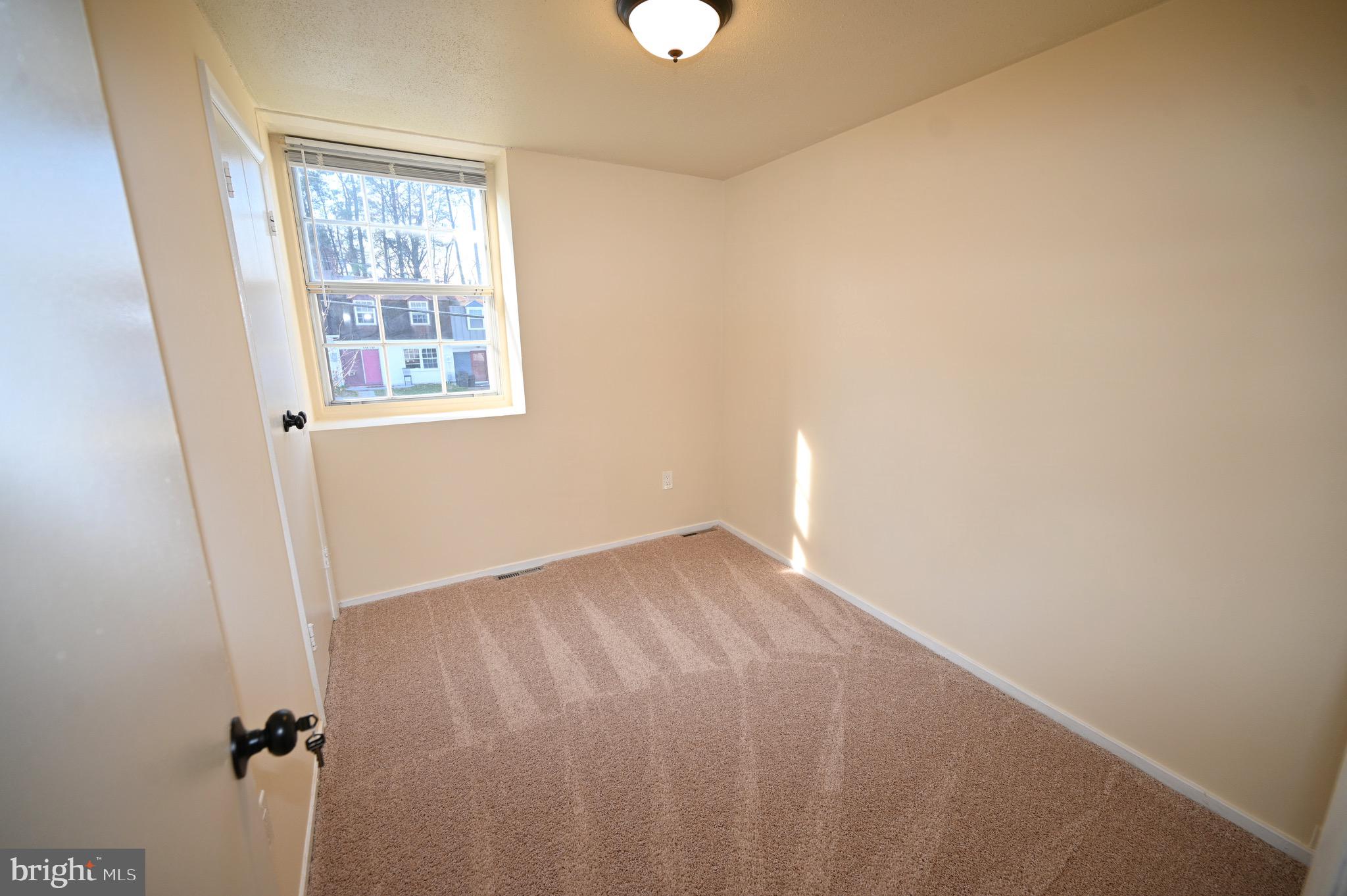 LANDOVER - Residential